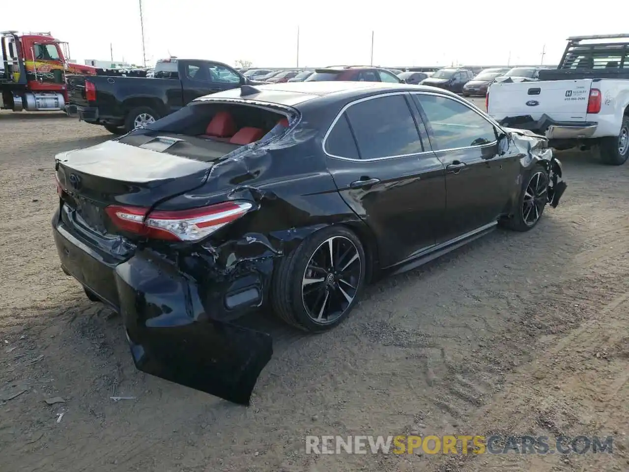 3 Photograph of a damaged car 4T1K61AK7LU371159 TOYOTA CAMRY 2020