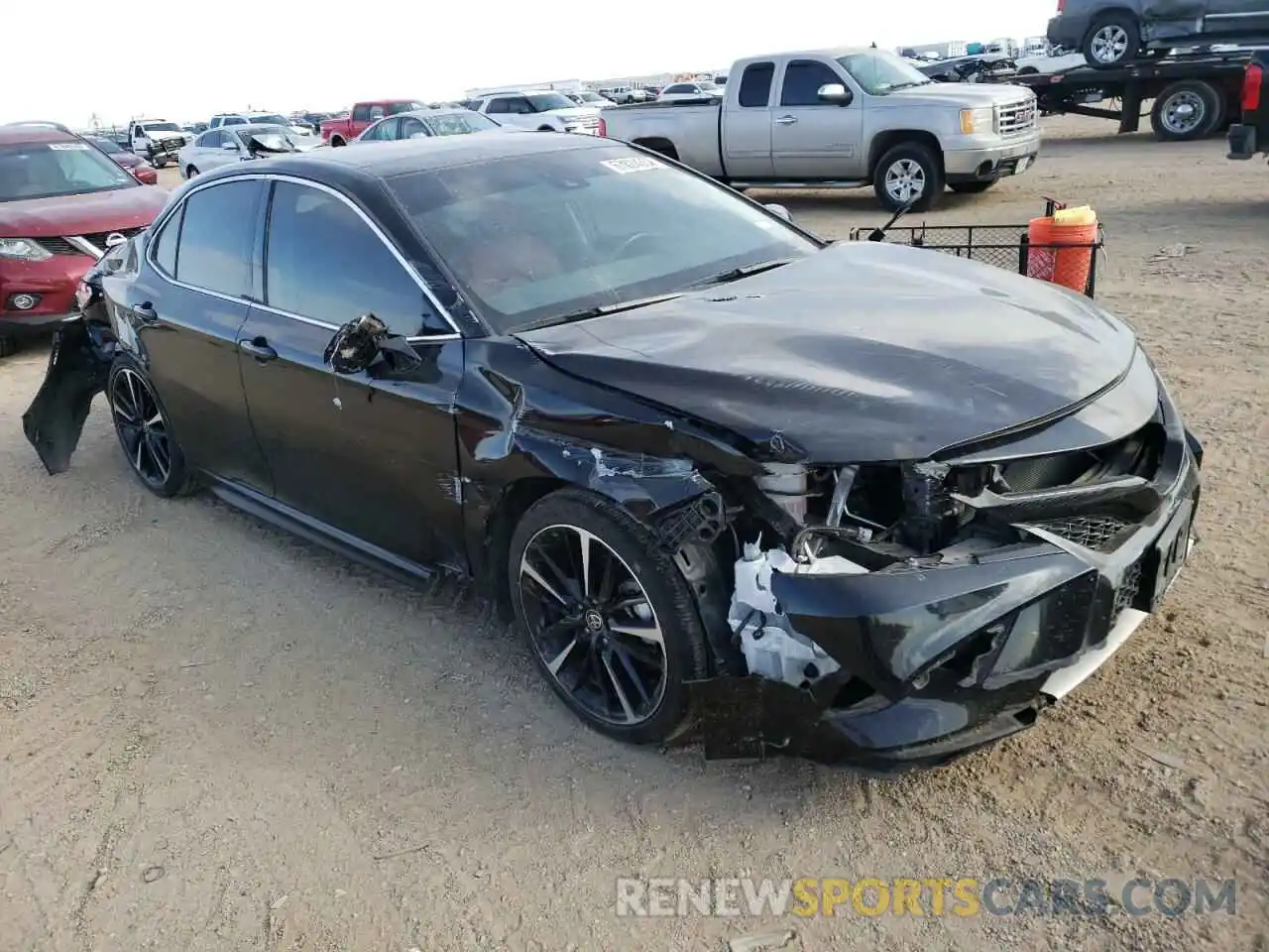 4 Photograph of a damaged car 4T1K61AK7LU371159 TOYOTA CAMRY 2020