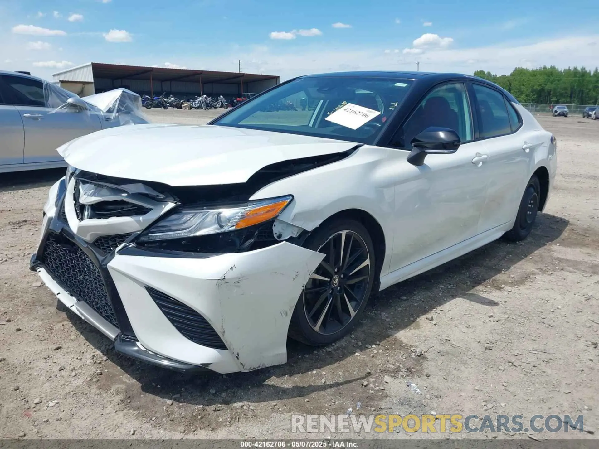 2 Photograph of a damaged car 4T1K61AK7LU373526 TOYOTA CAMRY 2020