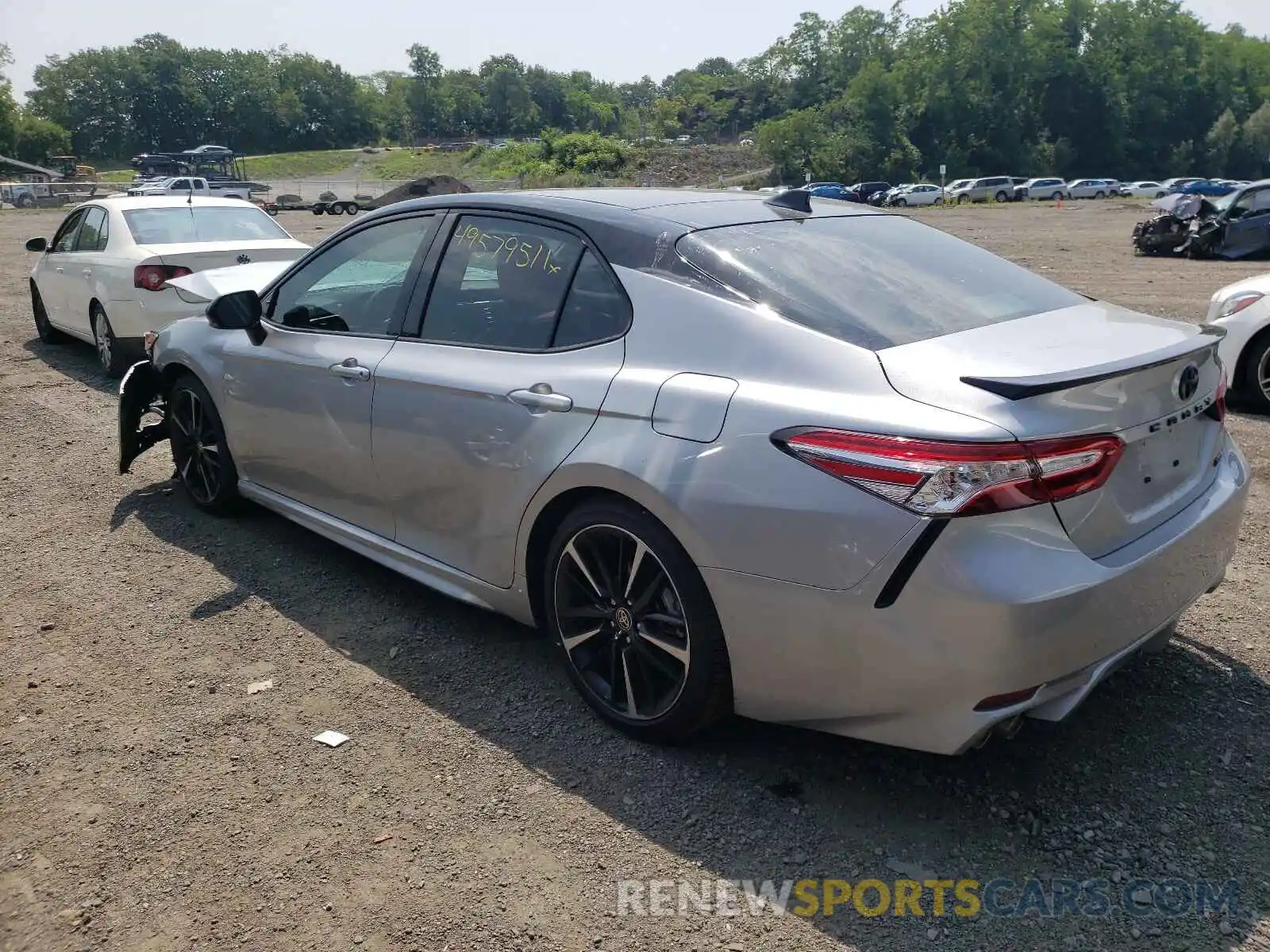 3 Photograph of a damaged car 4T1K61AK7LU375616 TOYOTA CAMRY 2020