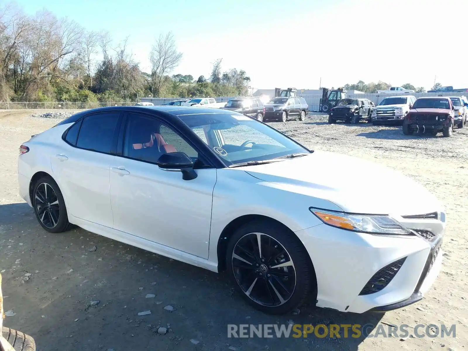 10 Photograph of a damaged car 4T1K61AK7LU376670 TOYOTA CAMRY 2020