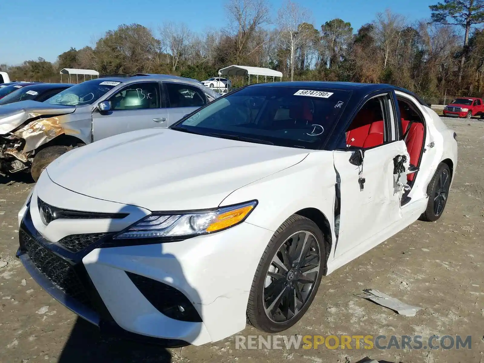 2 Photograph of a damaged car 4T1K61AK7LU376670 TOYOTA CAMRY 2020