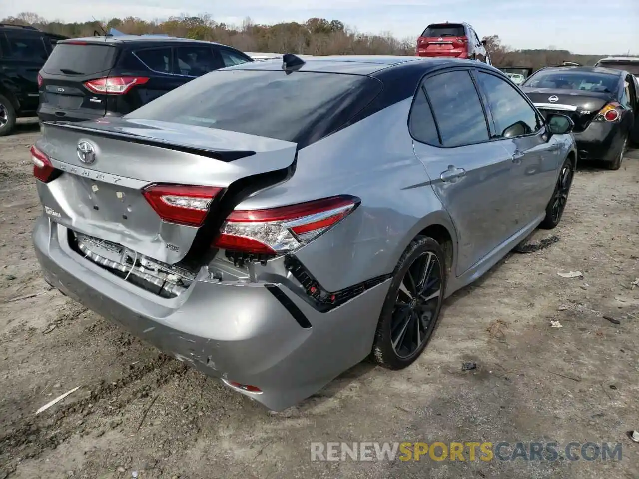 4 Photograph of a damaged car 4T1K61AK7LU399298 TOYOTA CAMRY 2020