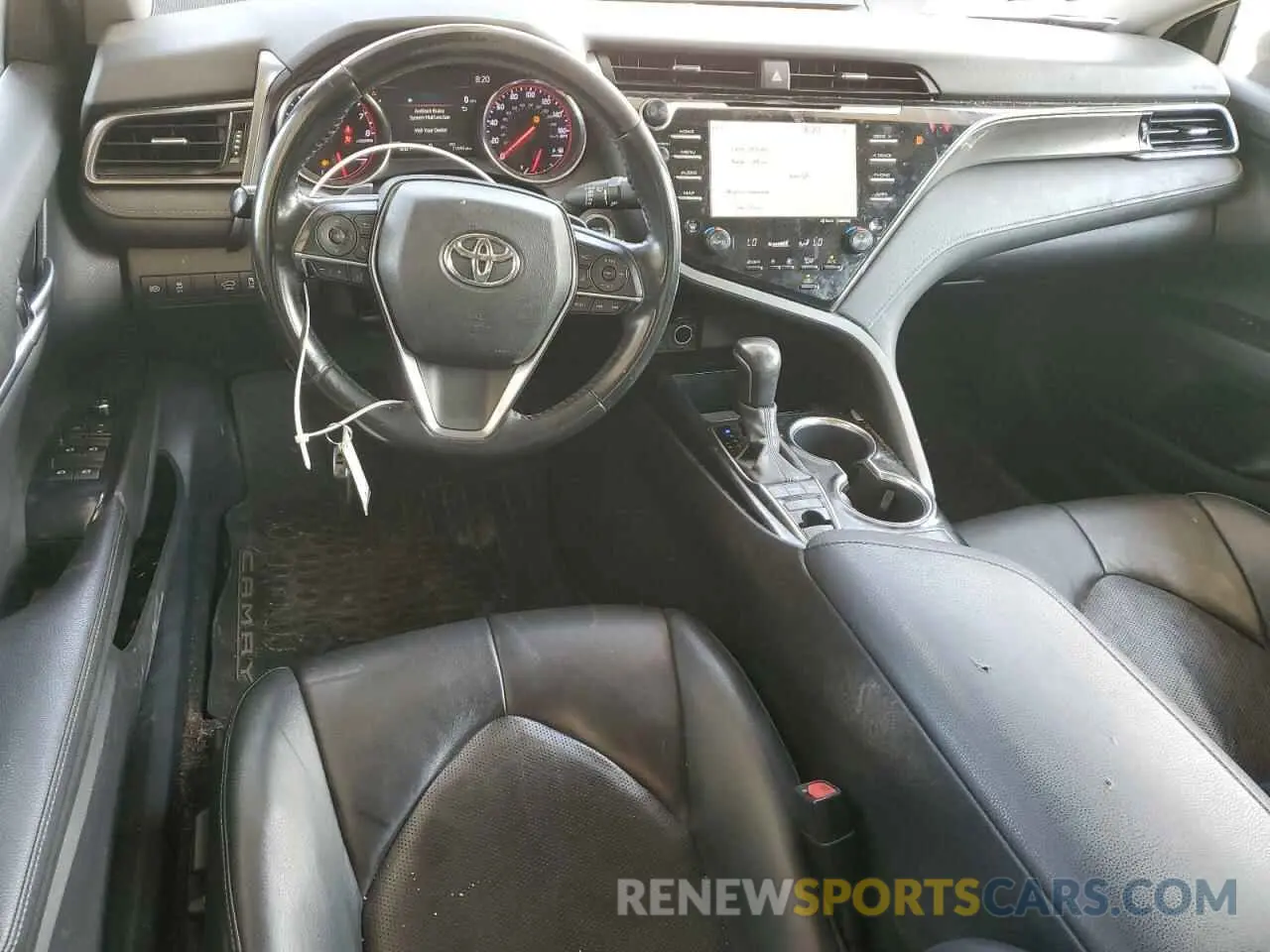 8 Photograph of a damaged car 4T1K61AK7LU507578 TOYOTA CAMRY 2020