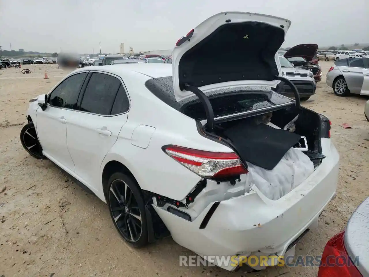 3 Photograph of a damaged car 4T1K61AK7LU864615 TOYOTA CAMRY 2020