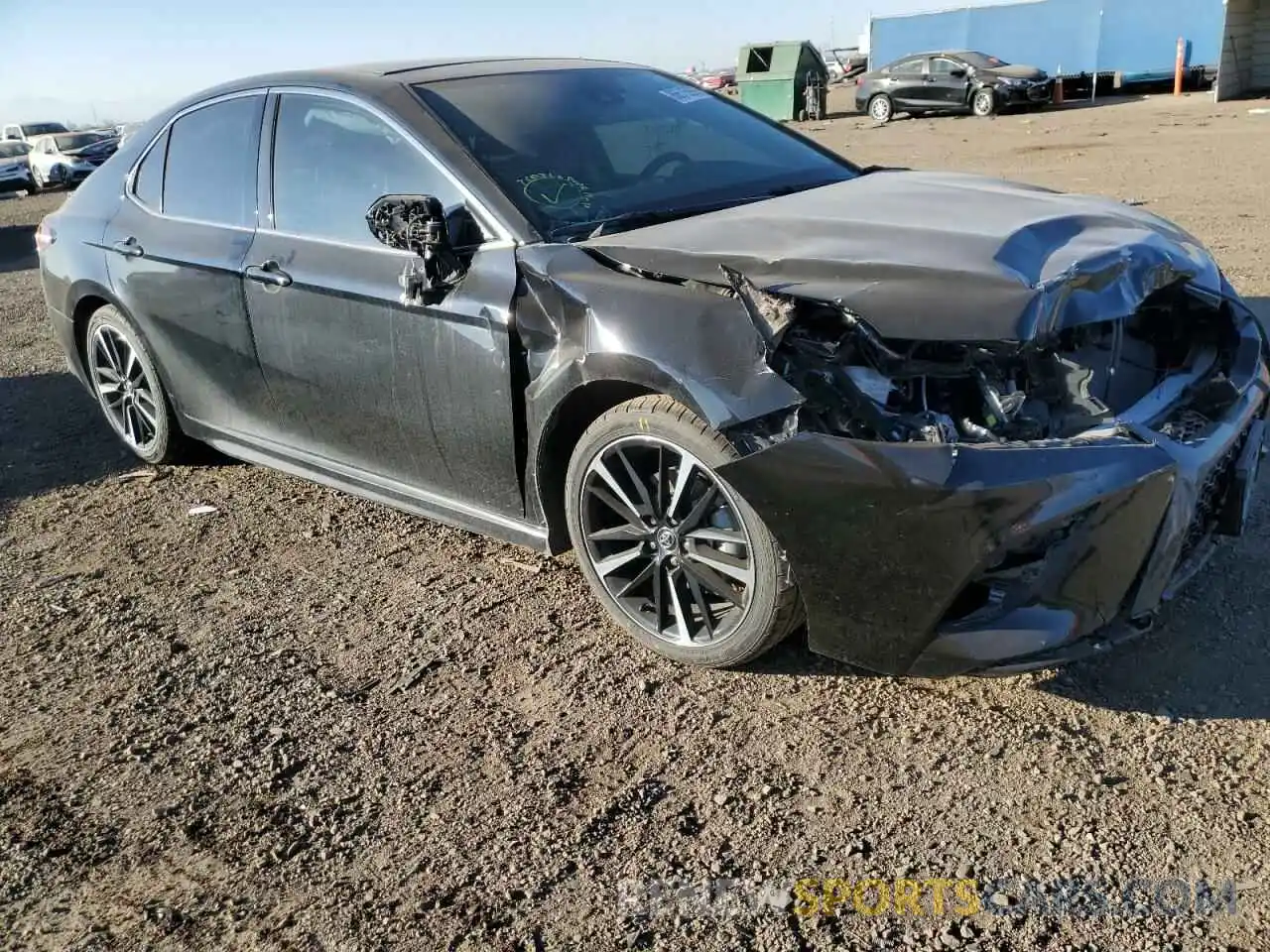 1 Photograph of a damaged car 4T1K61AK7LU869006 TOYOTA CAMRY 2020