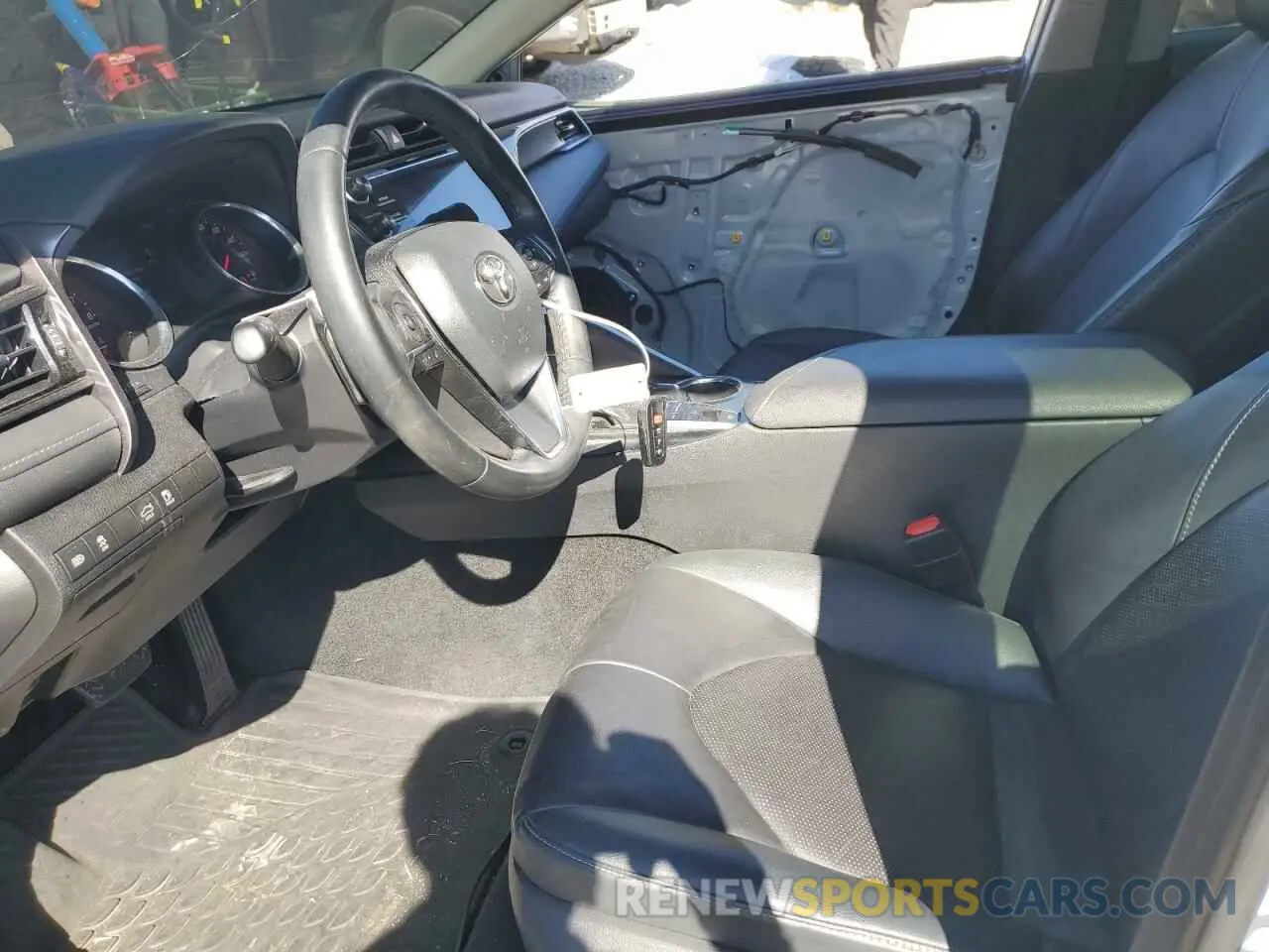 7 Photograph of a damaged car 4T1K61AK7LU948434 TOYOTA CAMRY 2020