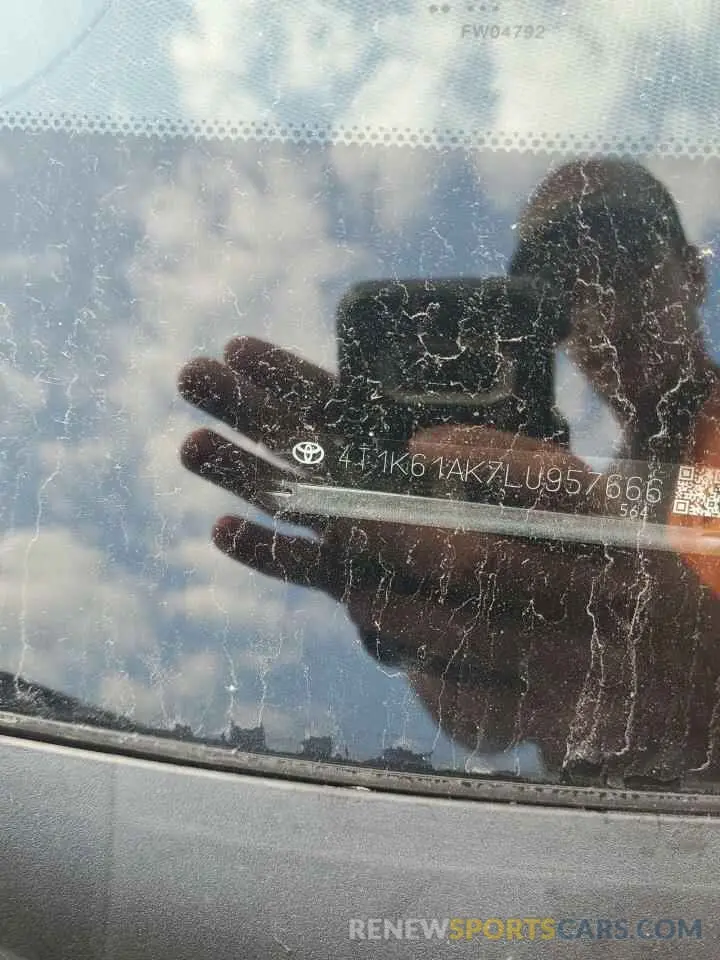 13 Photograph of a damaged car 4T1K61AK7LU957666 TOYOTA CAMRY 2020