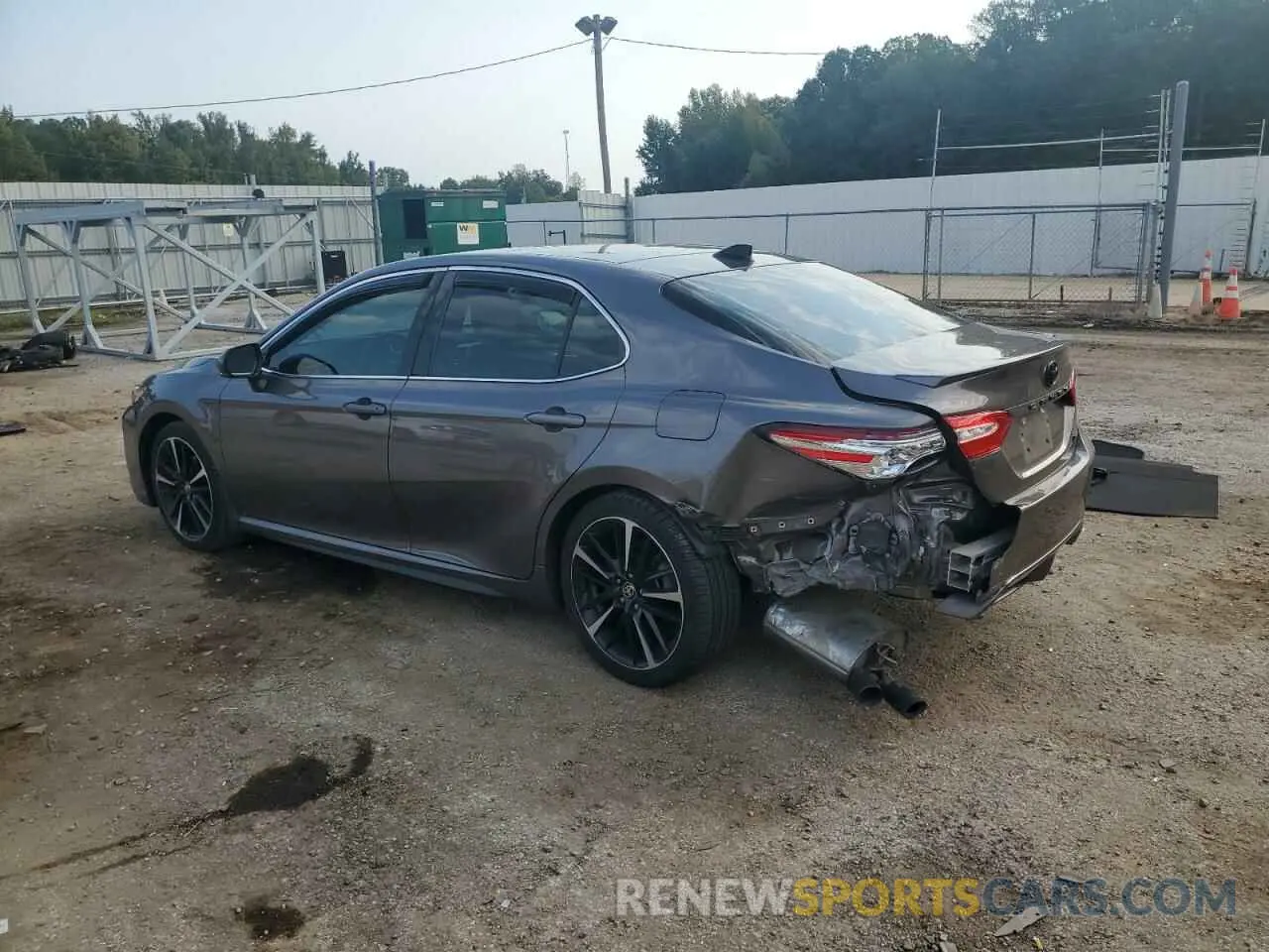 2 Photograph of a damaged car 4T1K61AK7LU957666 TOYOTA CAMRY 2020
