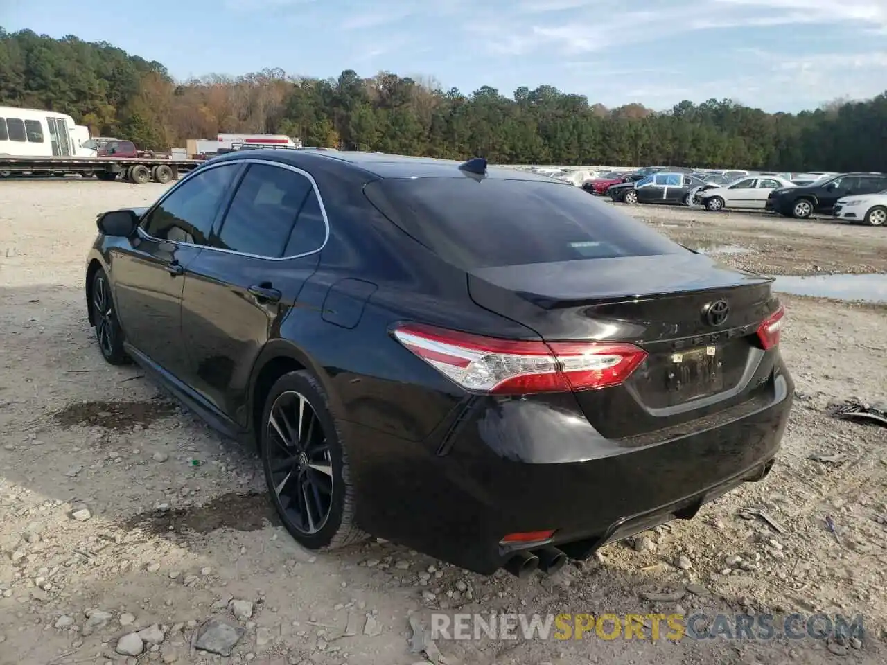 3 Photograph of a damaged car 4T1K61AK7LU983846 TOYOTA CAMRY 2020