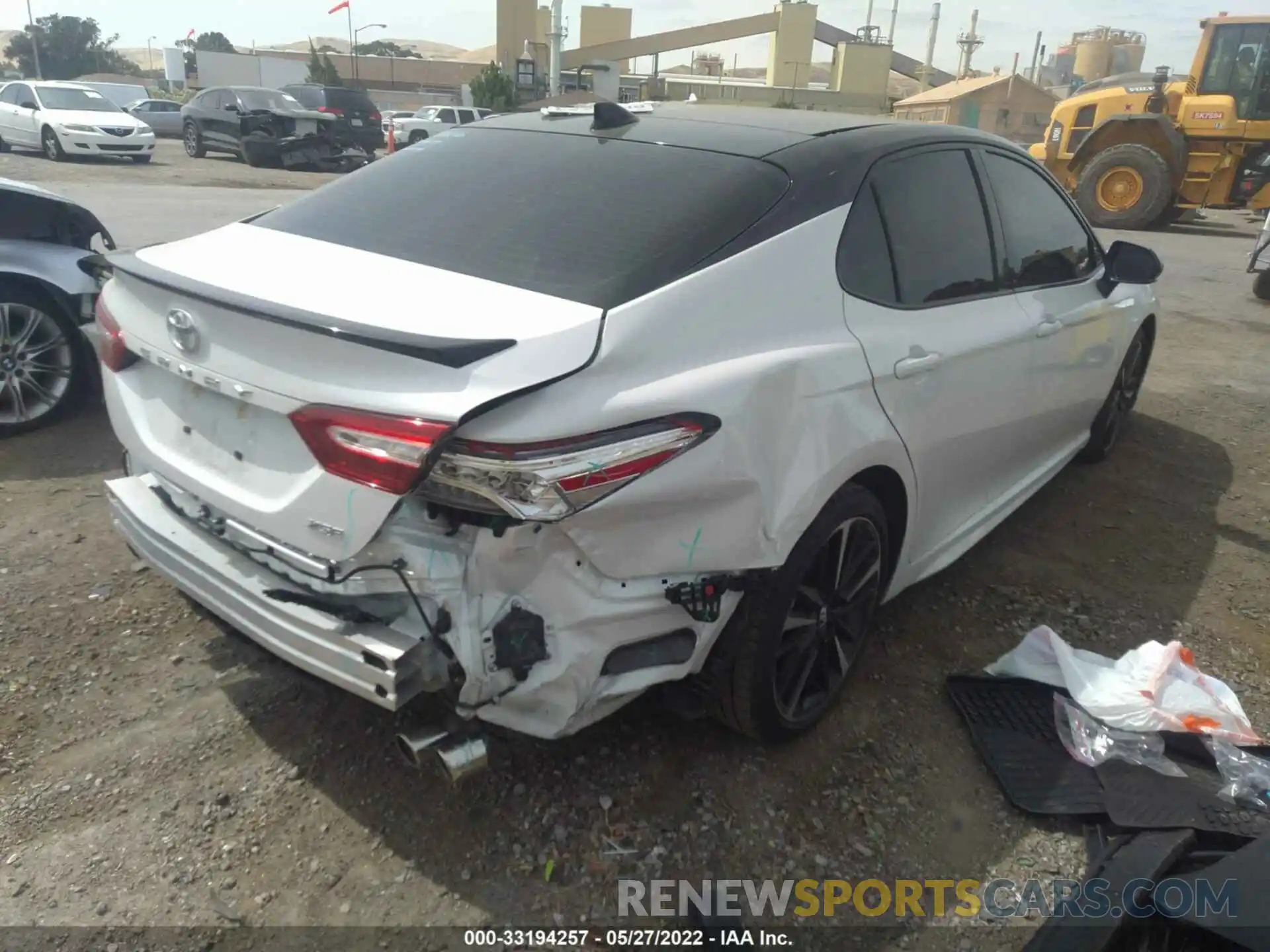 4 Photograph of a damaged car 4T1K61AK8LU335481 TOYOTA CAMRY 2020