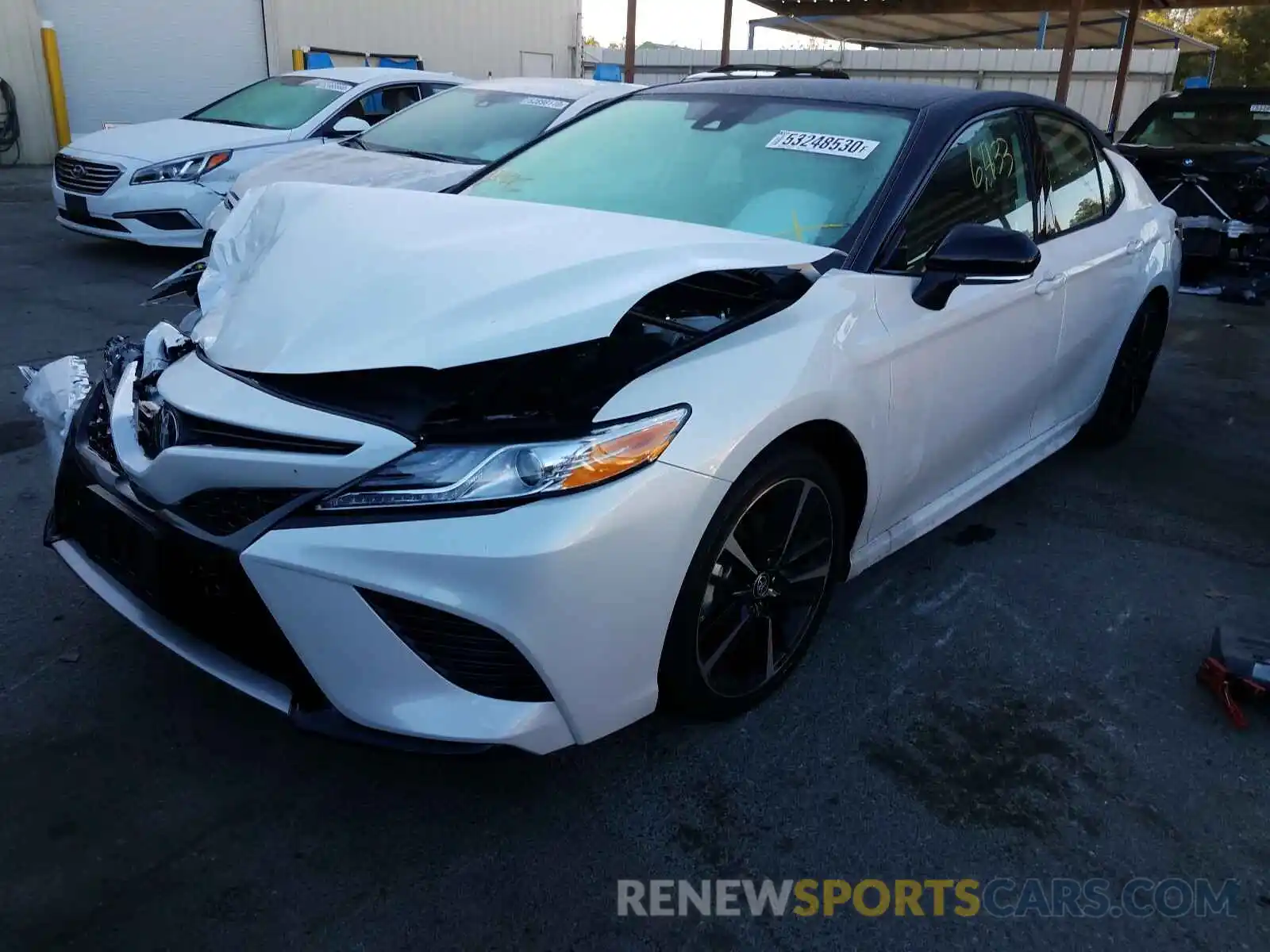 2 Photograph of a damaged car 4T1K61AK8LU360106 TOYOTA CAMRY 2020