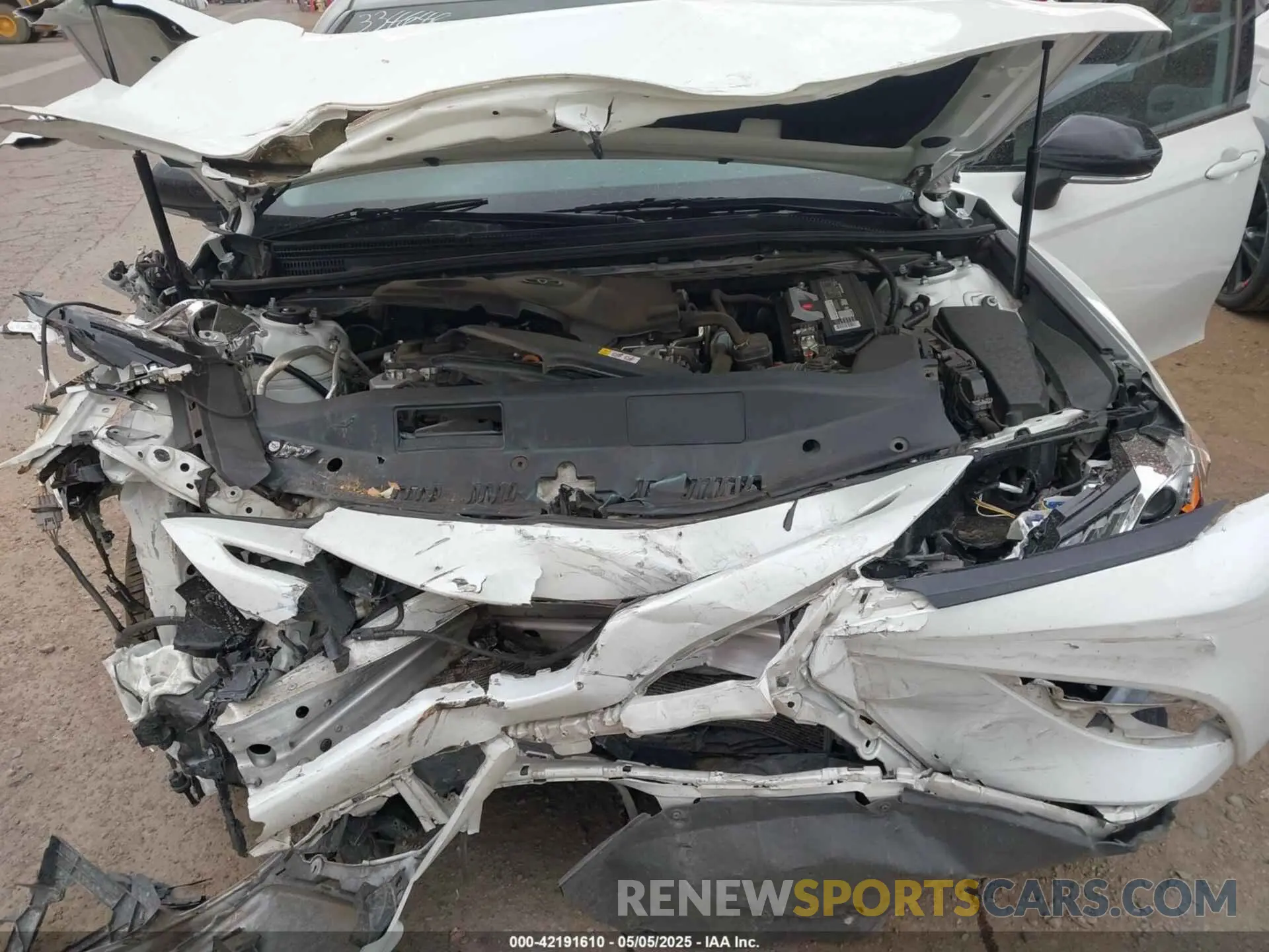 10 Photograph of a damaged car 4T1K61AK8LU380498 TOYOTA CAMRY 2020