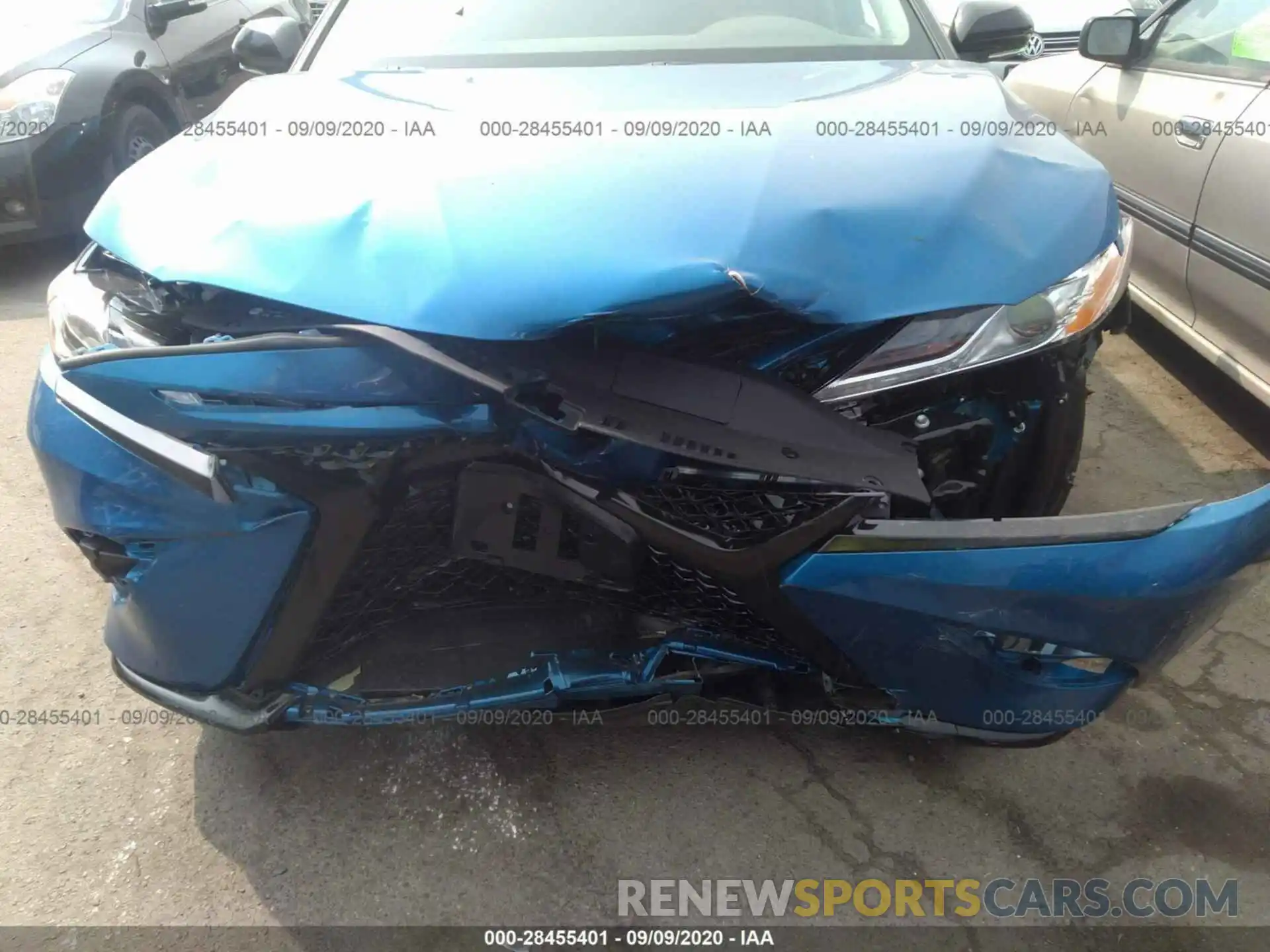 6 Photograph of a damaged car 4T1K61AK8LU382199 TOYOTA CAMRY 2020