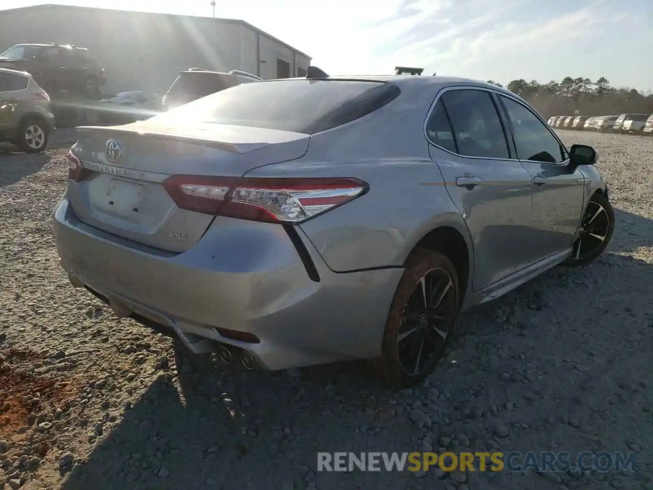 4 Photograph of a damaged car 4T1K61AK8LU401236 TOYOTA CAMRY 2020