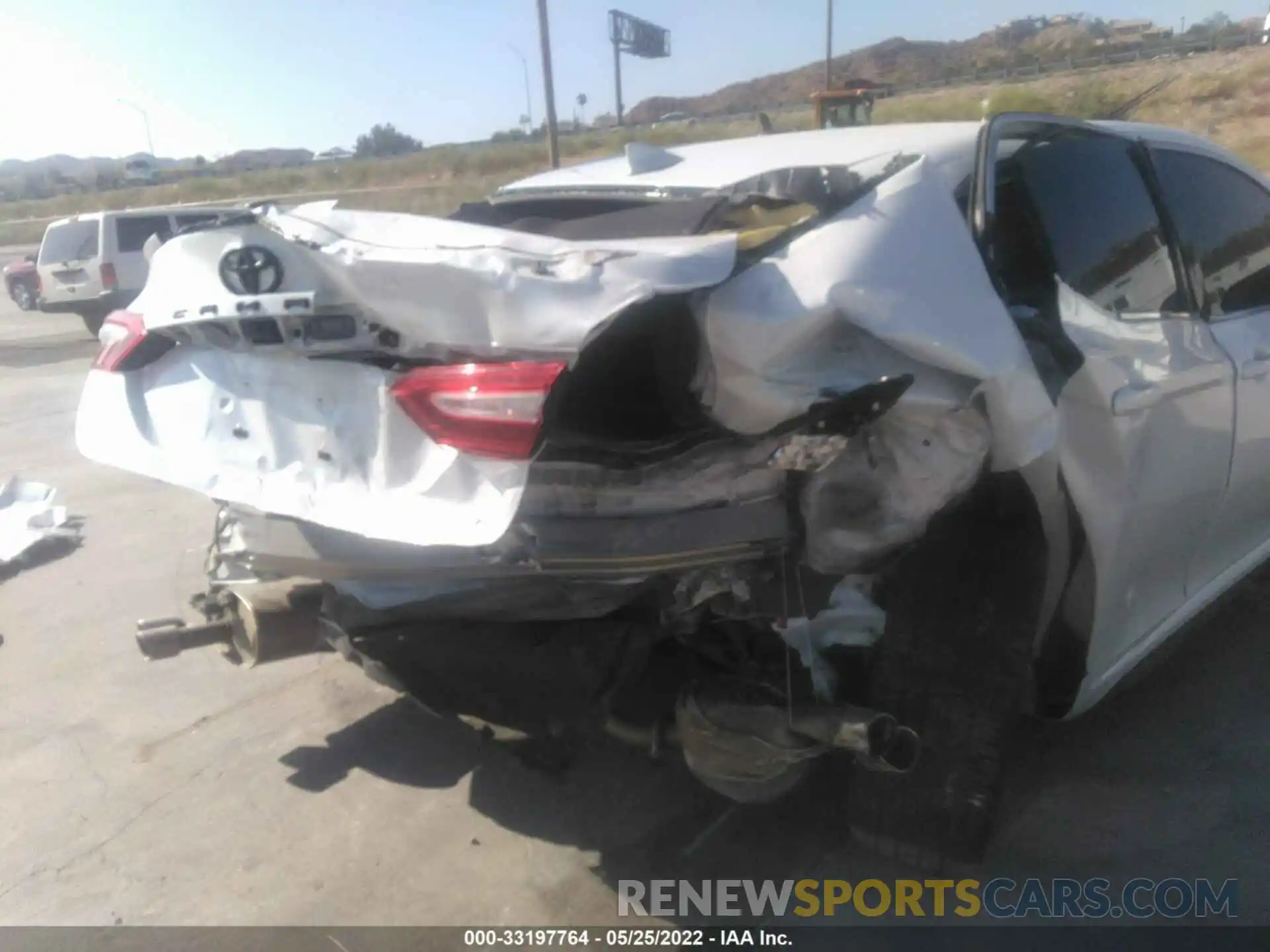 6 Photograph of a damaged car 4T1K61AK8LU503720 TOYOTA CAMRY 2020