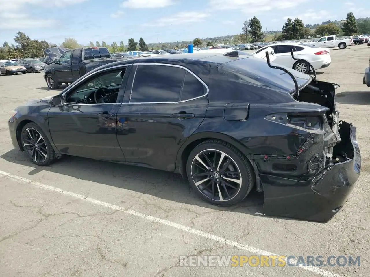 2 Photograph of a damaged car 4T1K61AK8LU863358 TOYOTA CAMRY 2020