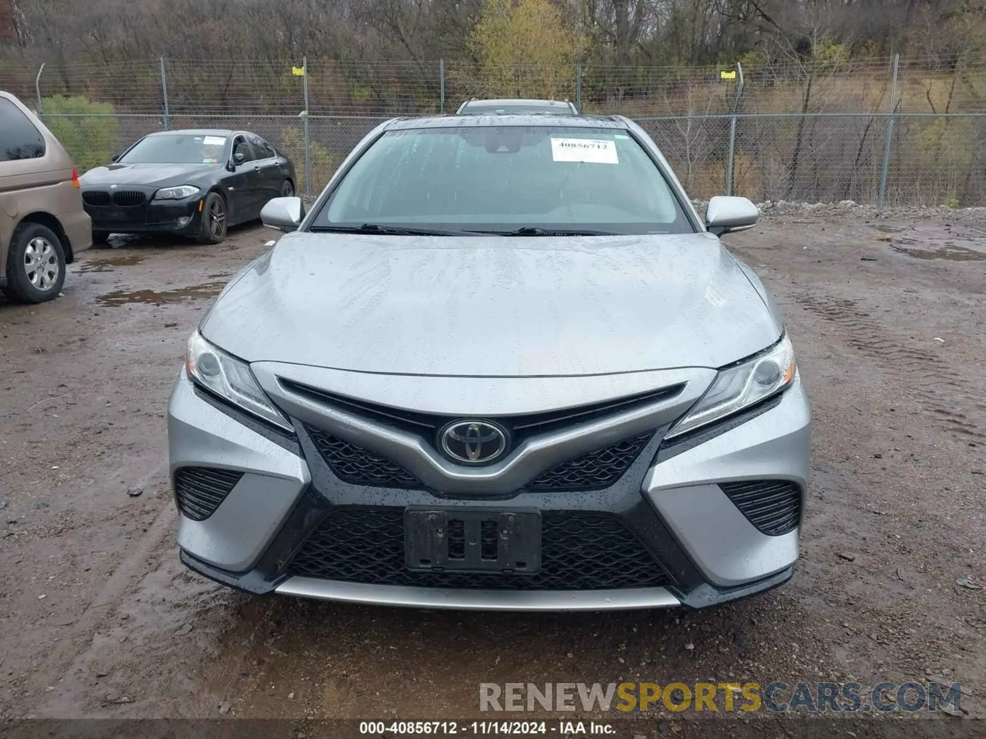 13 Photograph of a damaged car 4T1K61AK8LU918679 TOYOTA CAMRY 2020