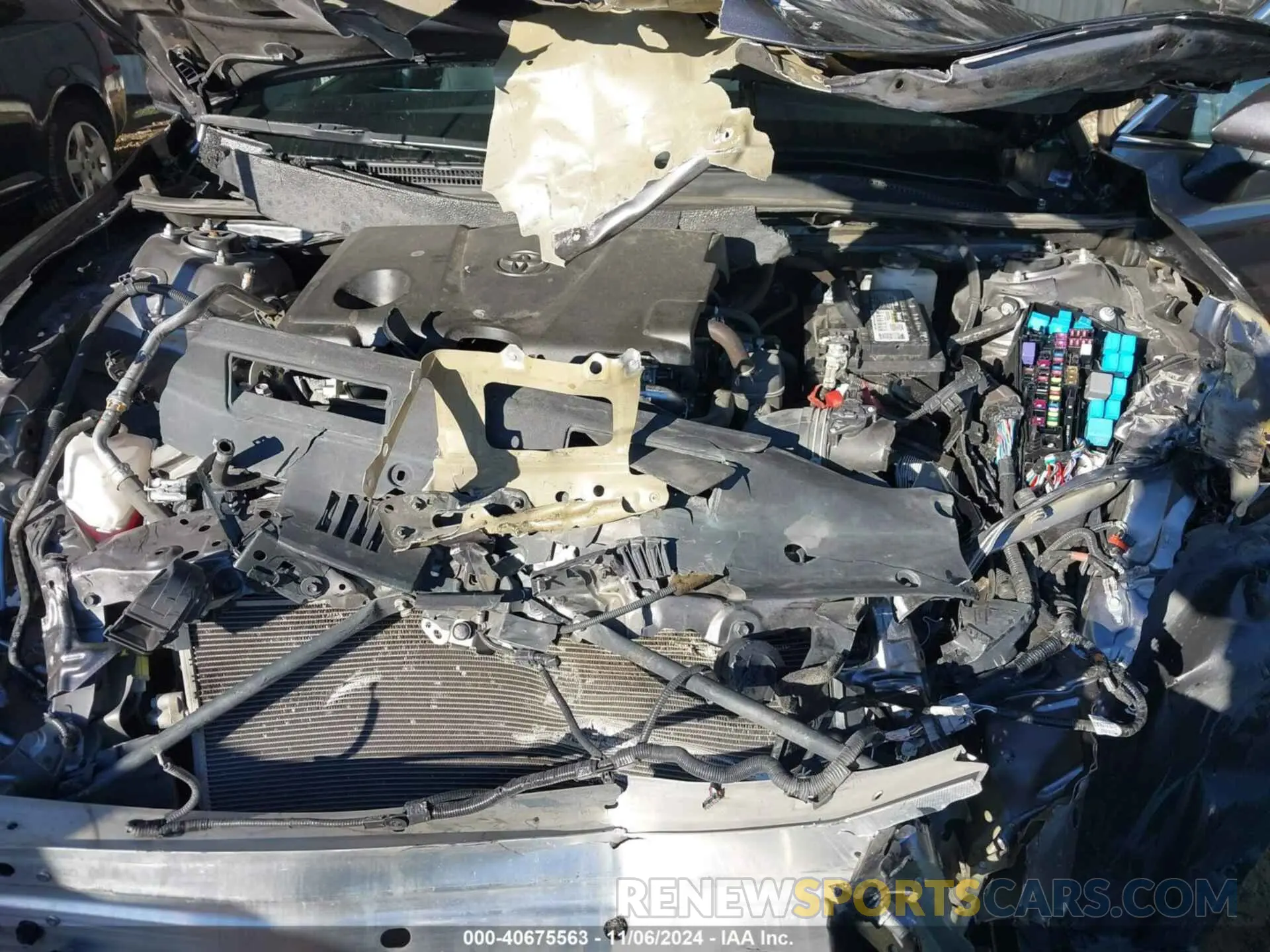 10 Photograph of a damaged car 4T1K61AK8LU919380 TOYOTA CAMRY 2020