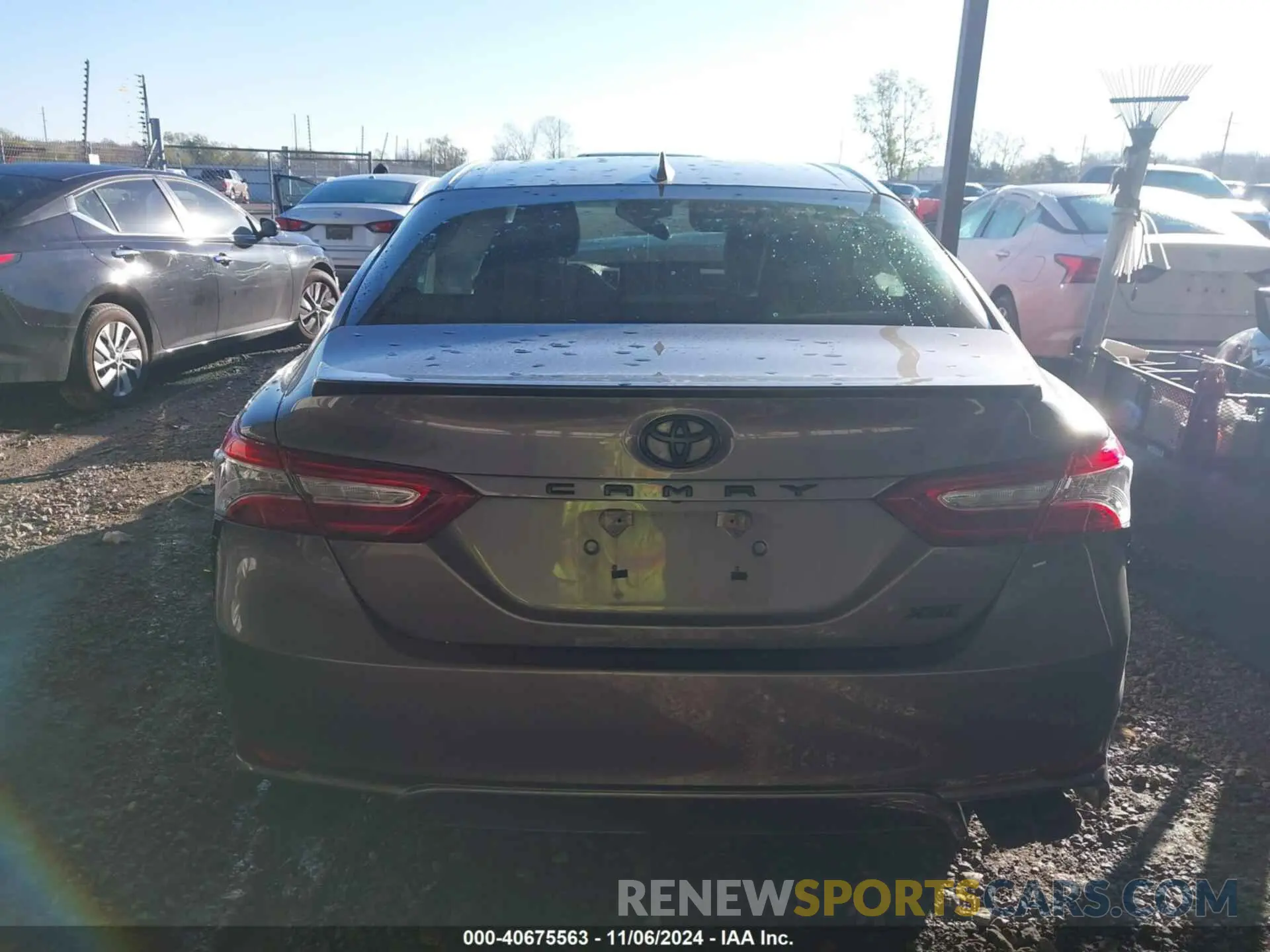 16 Photograph of a damaged car 4T1K61AK8LU919380 TOYOTA CAMRY 2020