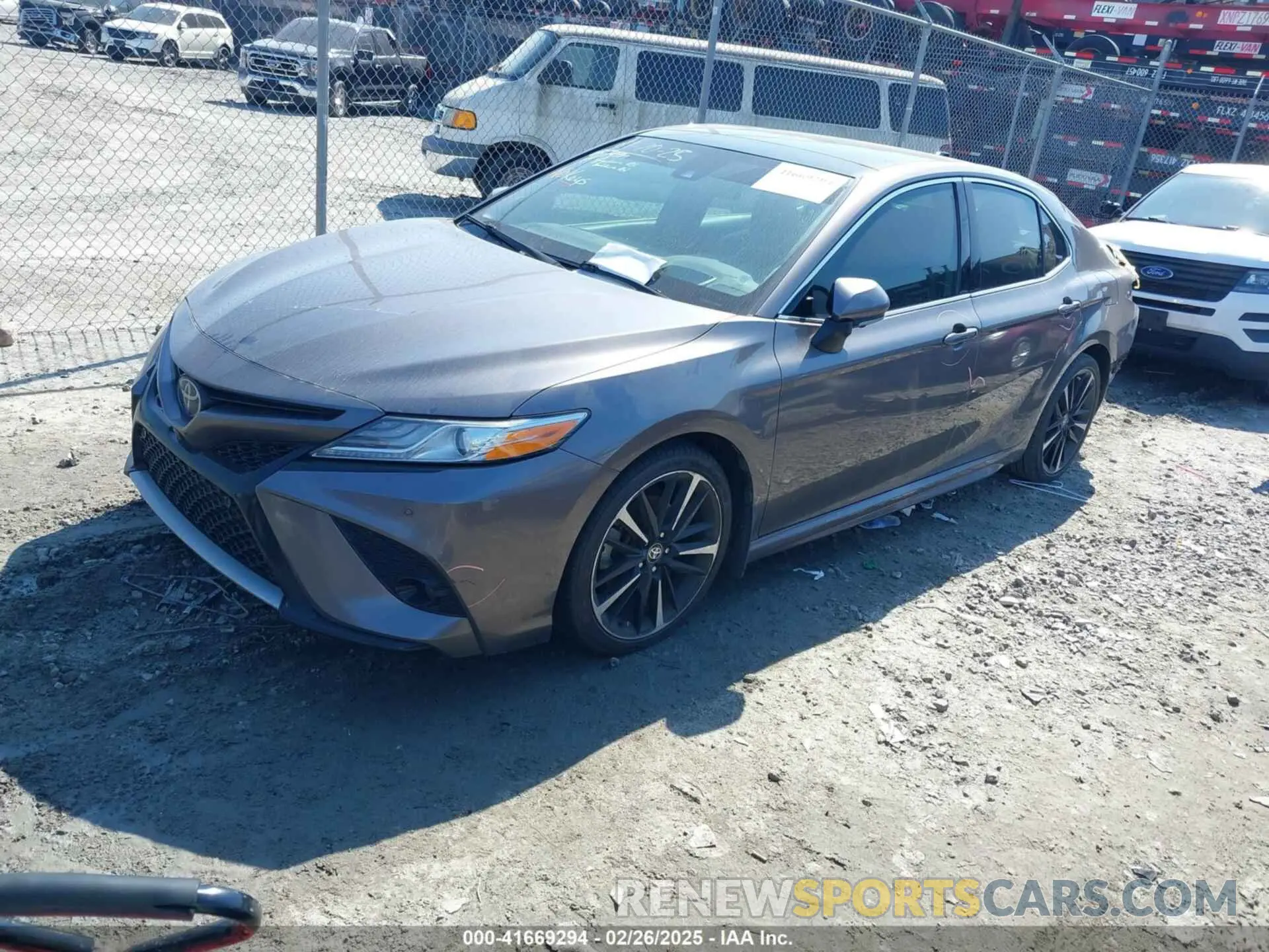 2 Photograph of a damaged car 4T1K61AK8LU955280 TOYOTA CAMRY 2020