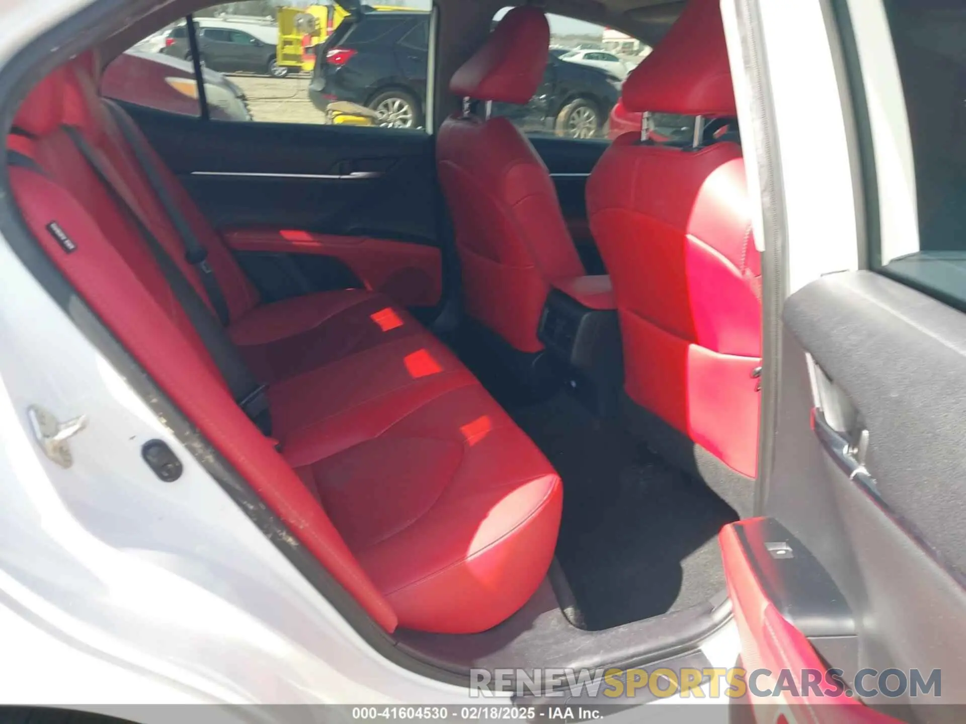 8 Photograph of a damaged car 4T1K61AK8LU987937 TOYOTA CAMRY 2020