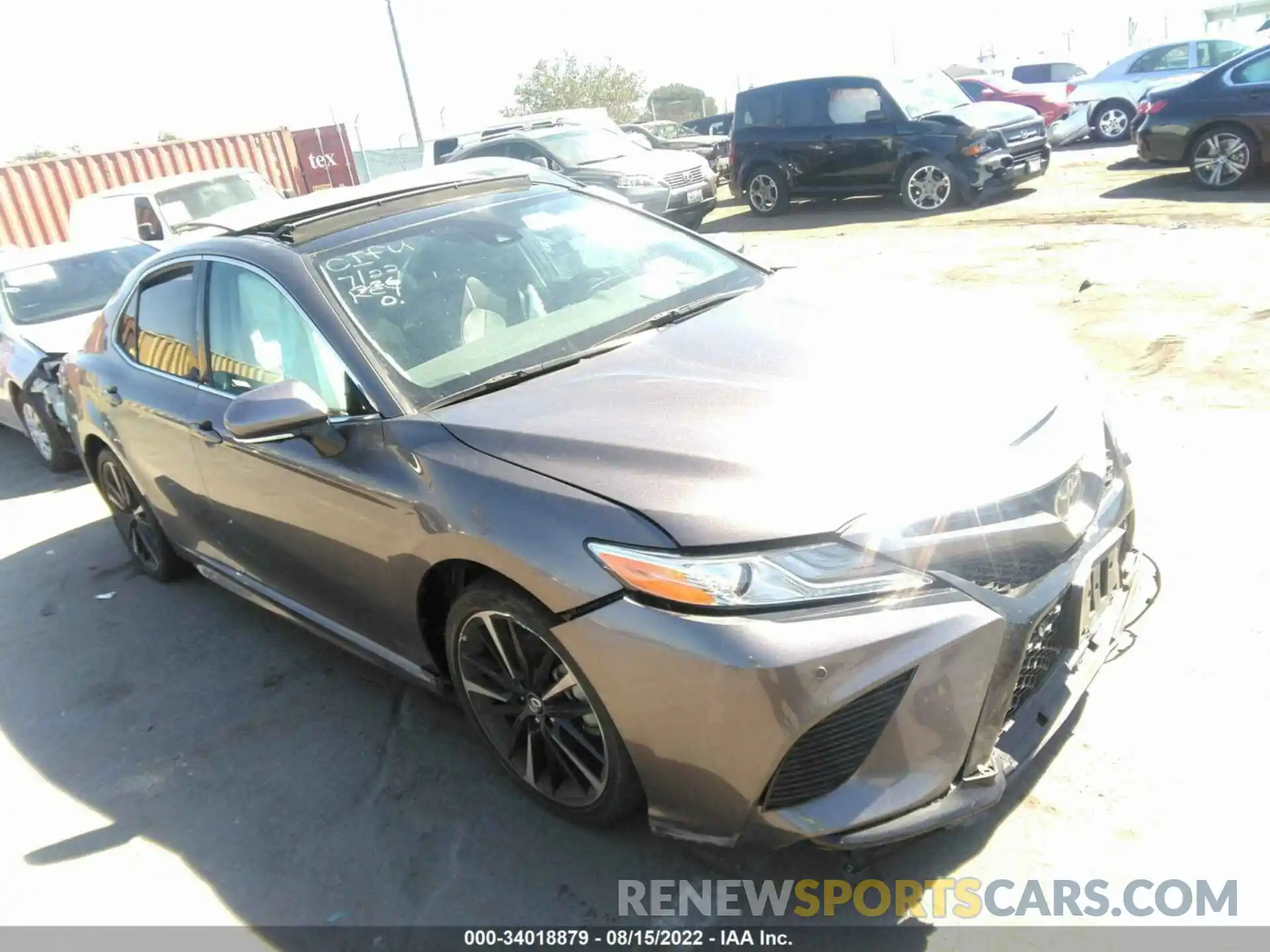 1 Photograph of a damaged car 4T1K61AK9LU300982 TOYOTA CAMRY 2020