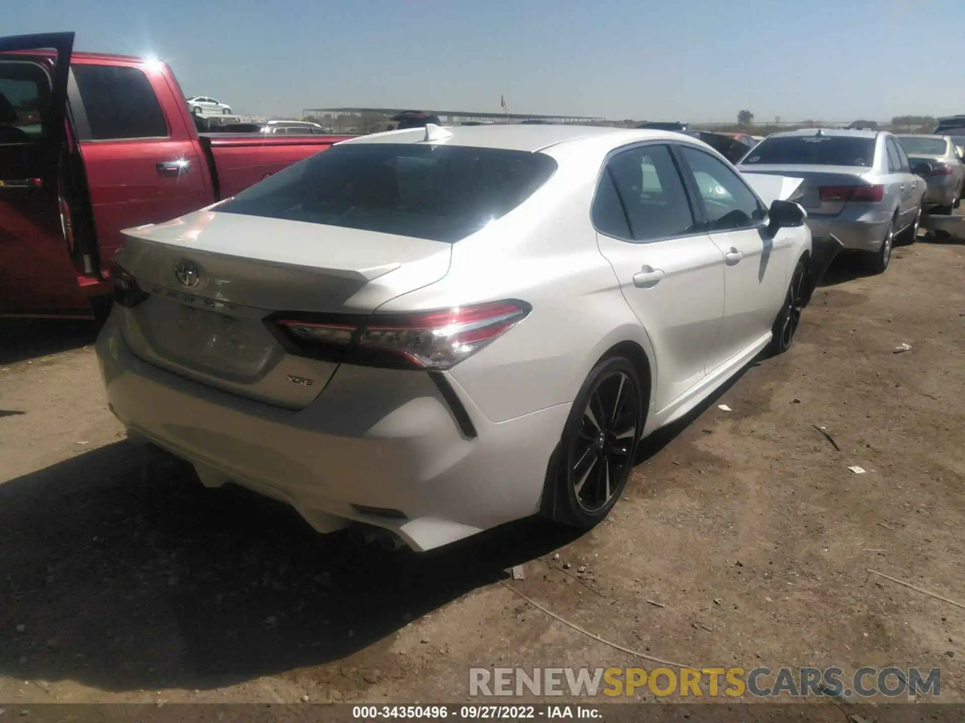 4 Photograph of a damaged car 4T1K61AK9LU310590 TOYOTA CAMRY 2020