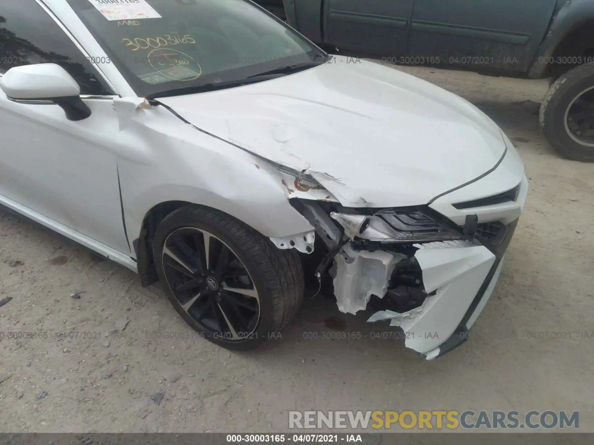 6 Photograph of a damaged car 4T1K61AK9LU311772 TOYOTA CAMRY 2020