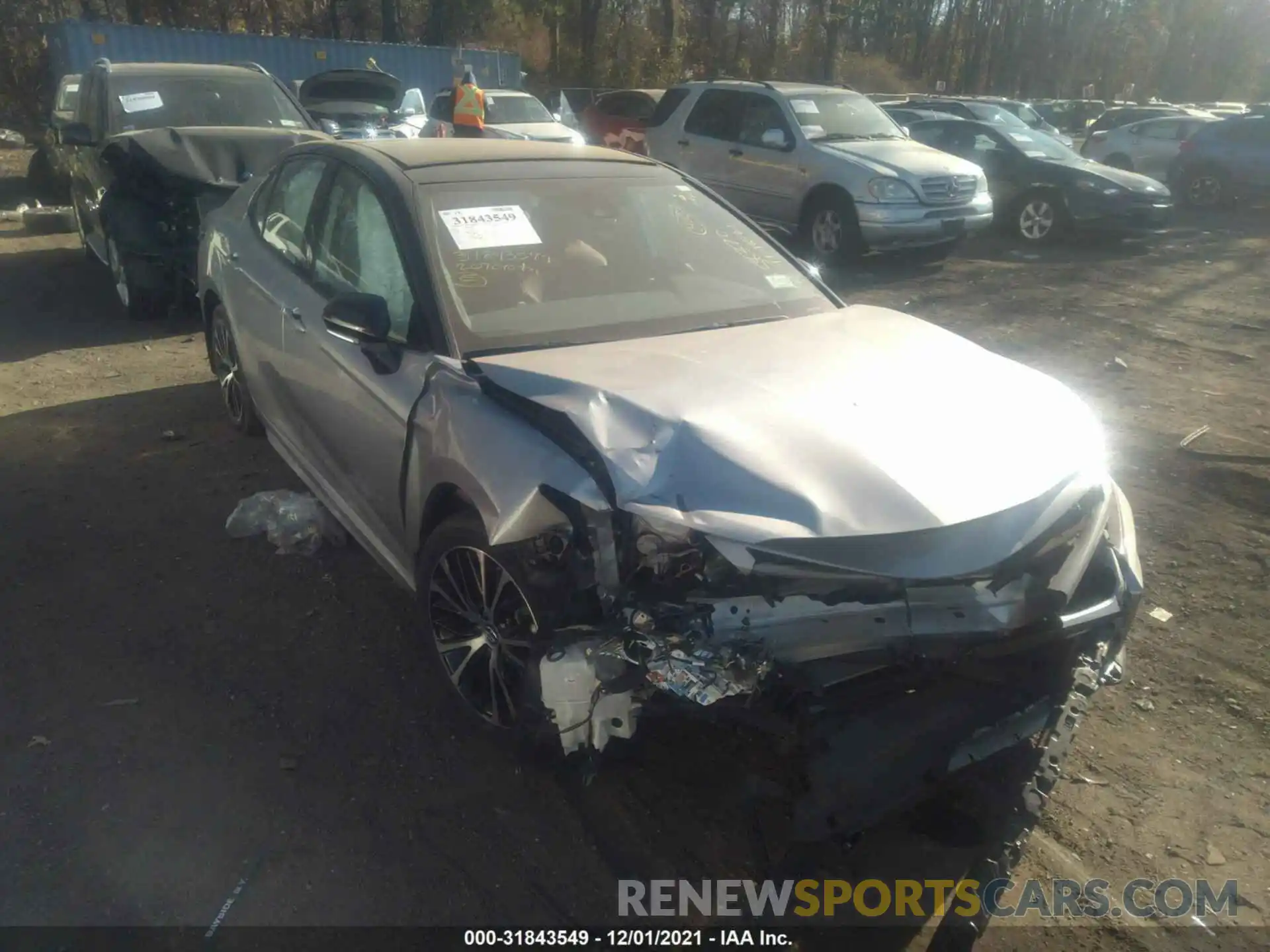 1 Photograph of a damaged car 4T1K61AK9LU311822 TOYOTA CAMRY 2020