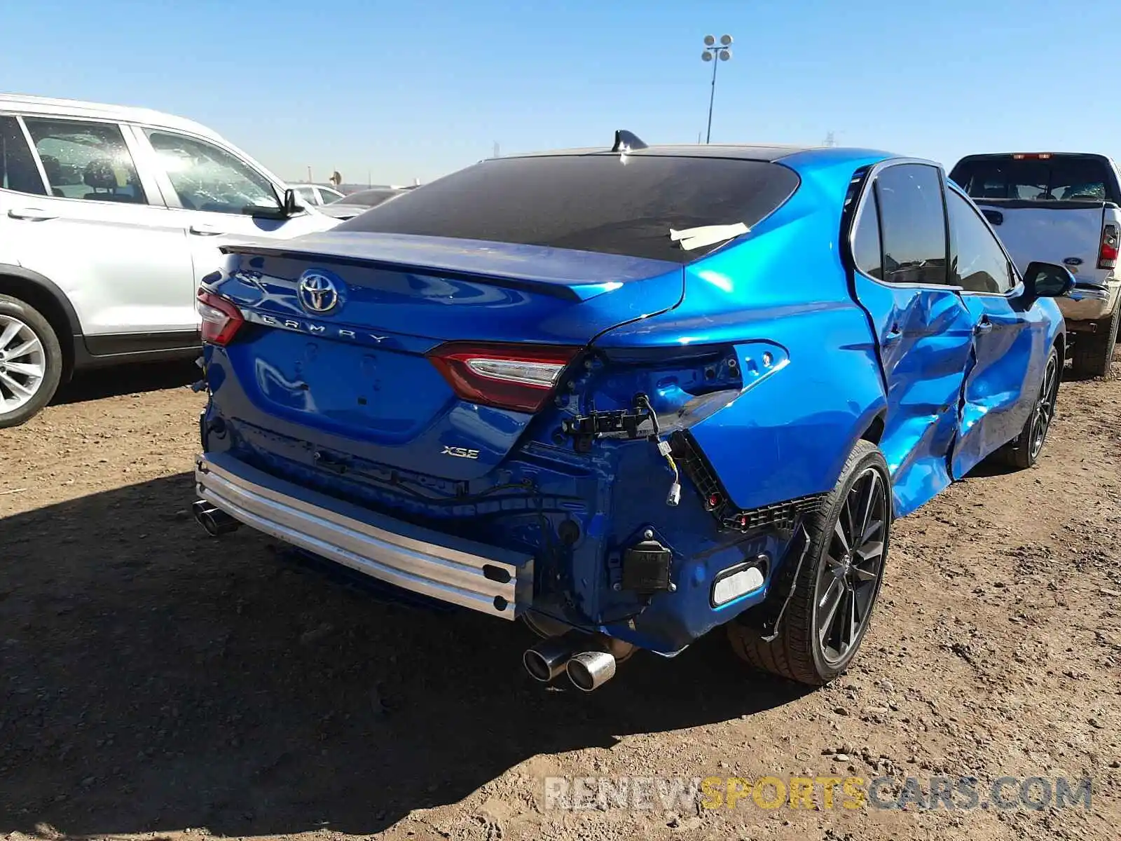 4 Photograph of a damaged car 4T1K61AK9LU314803 TOYOTA CAMRY 2020