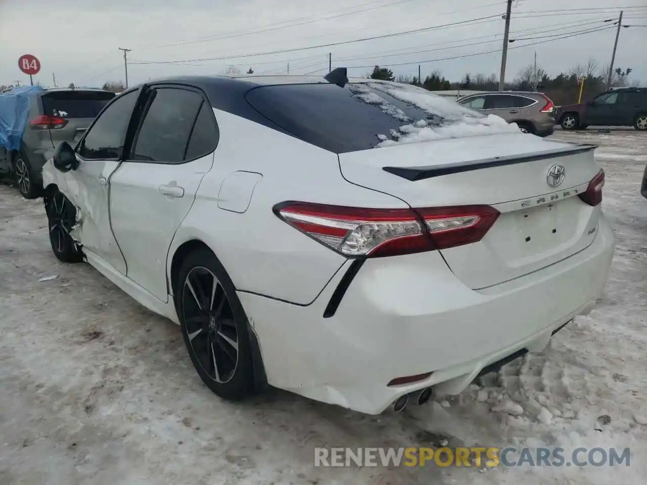 3 Photograph of a damaged car 4T1K61AK9LU320701 TOYOTA CAMRY 2020