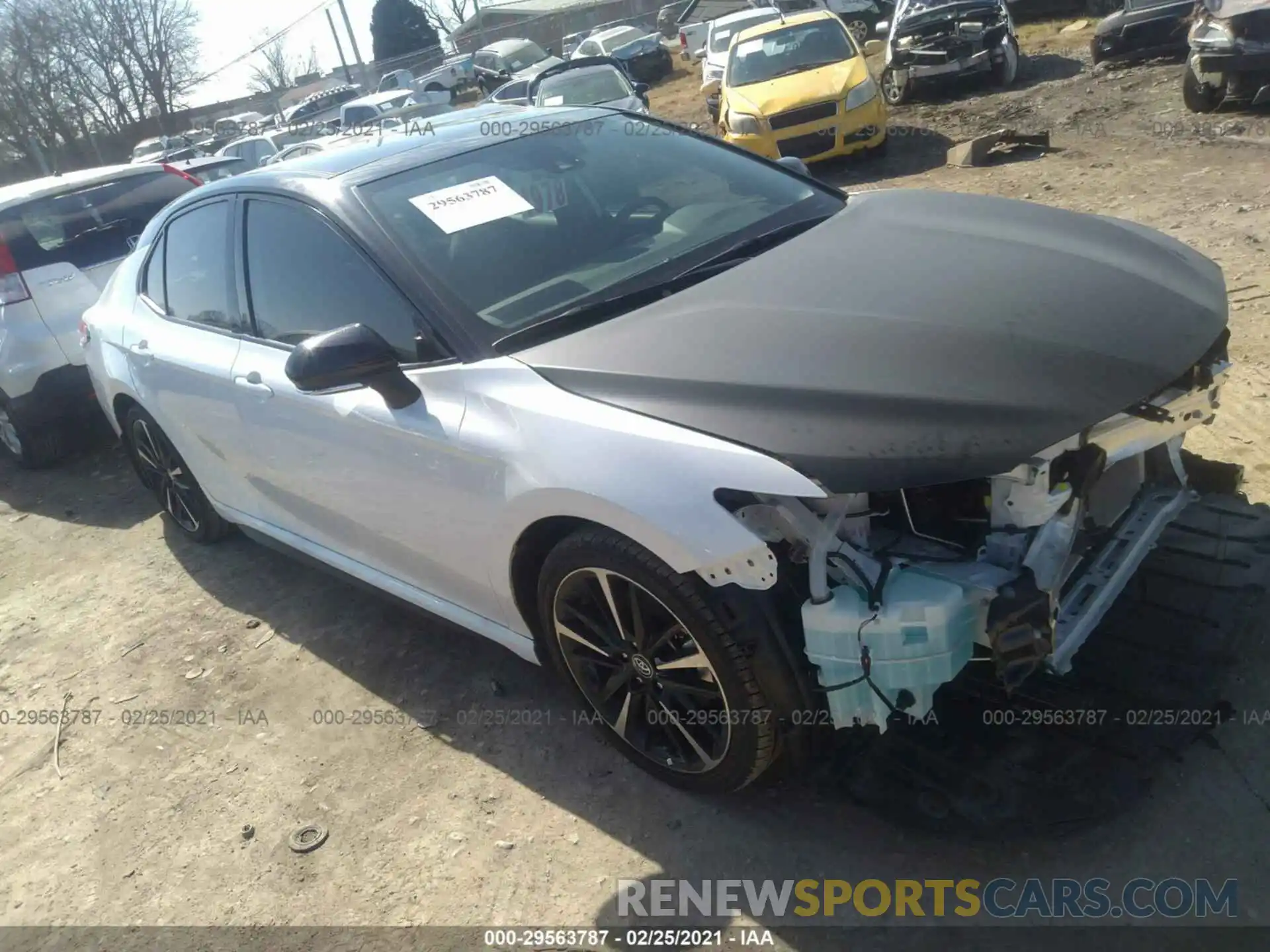 1 Photograph of a damaged car 4T1K61AK9LU323761 TOYOTA CAMRY 2020