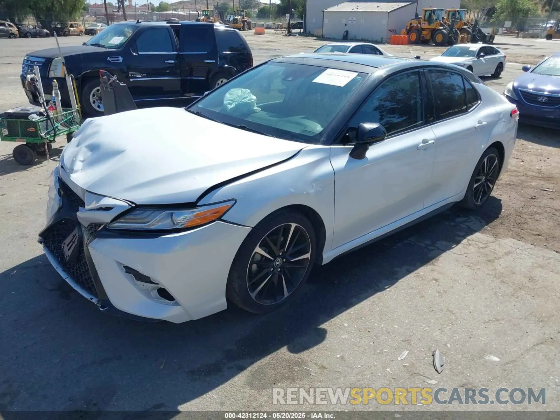 2 Photograph of a damaged car 4T1K61AK9LU332234 TOYOTA CAMRY 2020