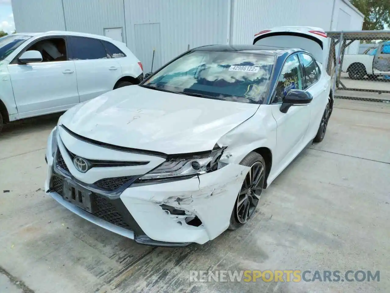 2 Photograph of a damaged car 4T1K61AK9LU362074 TOYOTA CAMRY 2020