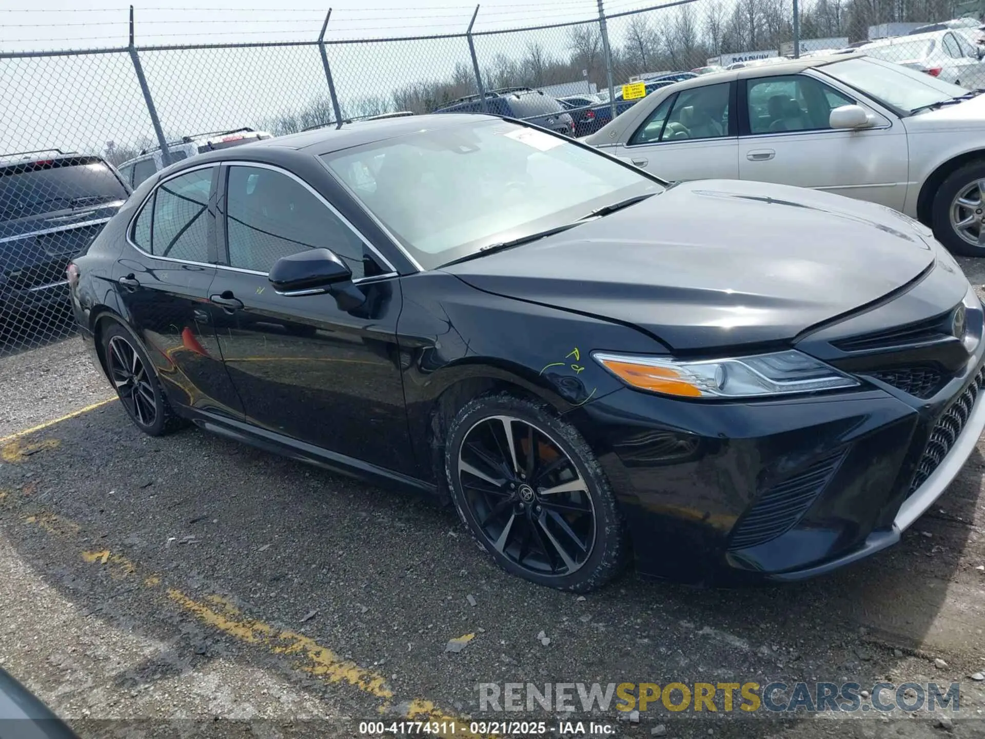 1 Photograph of a damaged car 4T1K61AK9LU377478 TOYOTA CAMRY 2020