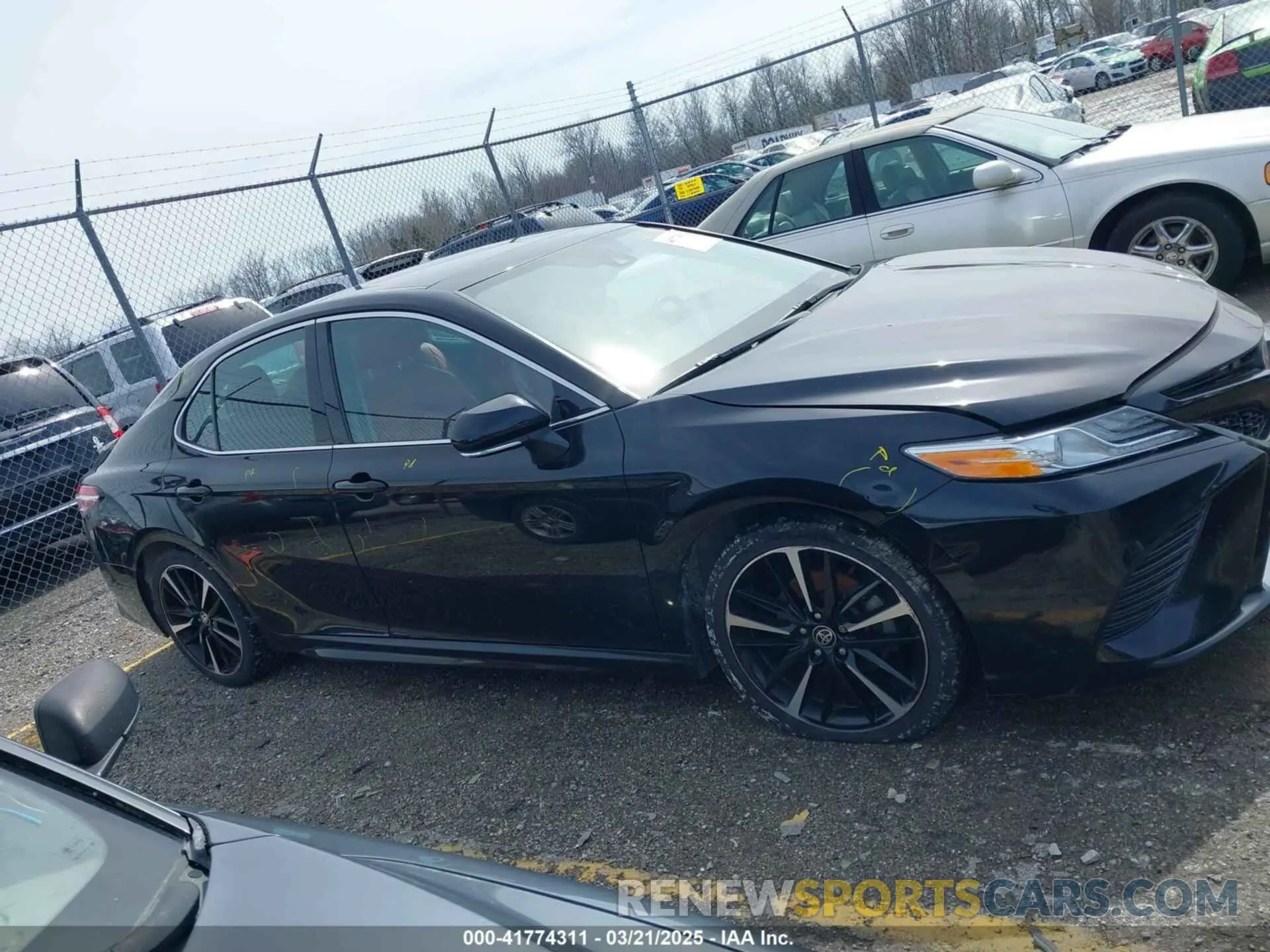 13 Photograph of a damaged car 4T1K61AK9LU377478 TOYOTA CAMRY 2020