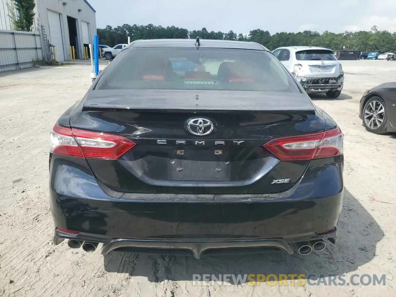 6 Photograph of a damaged car 4T1K61AK9LU379991 TOYOTA CAMRY 2020