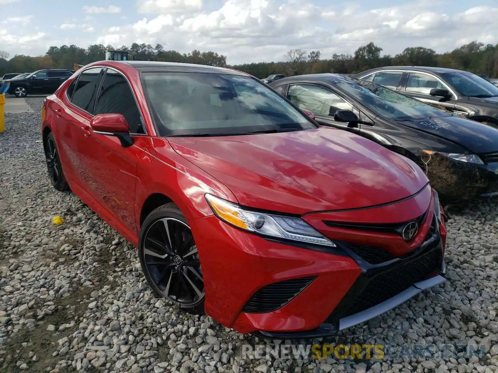 1 Photograph of a damaged car 4T1K61AK9LU385130 TOYOTA CAMRY 2020