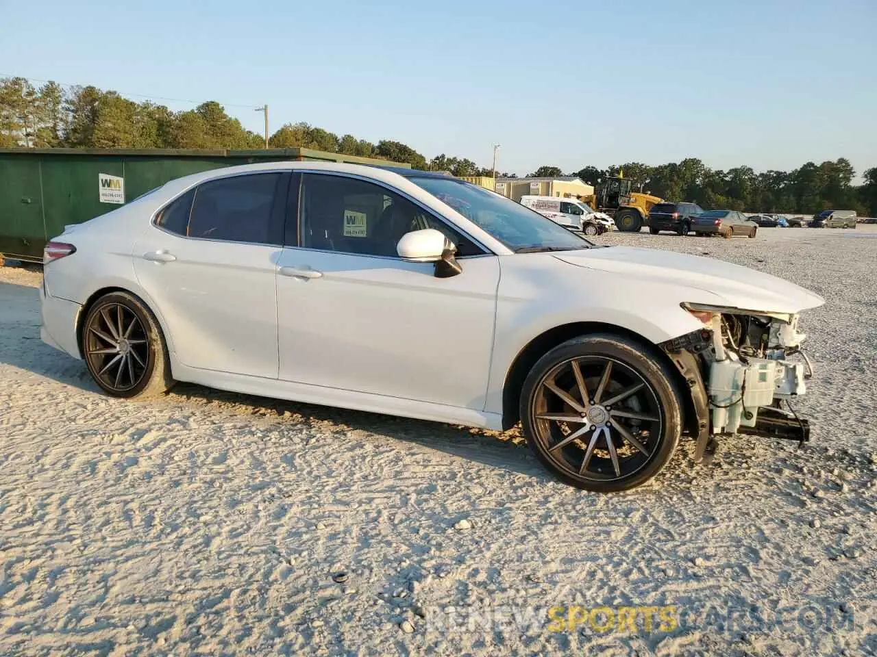 4 Photograph of a damaged car 4T1K61AK9LU505539 TOYOTA CAMRY 2020