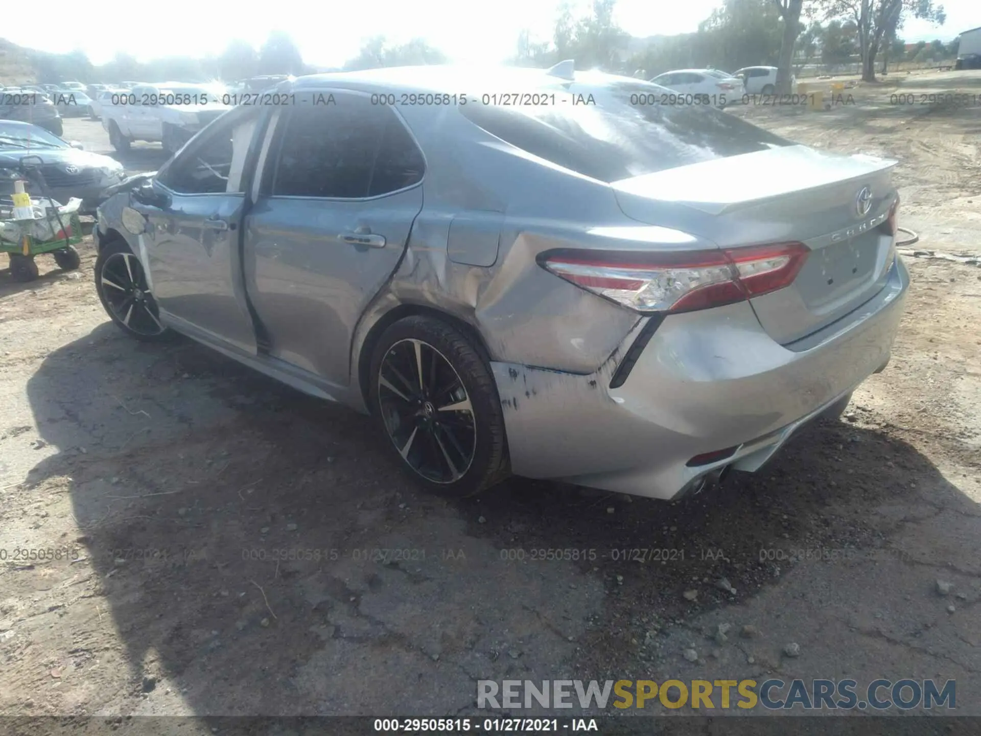 3 Photograph of a damaged car 4T1K61AK9LU909523 TOYOTA CAMRY 2020