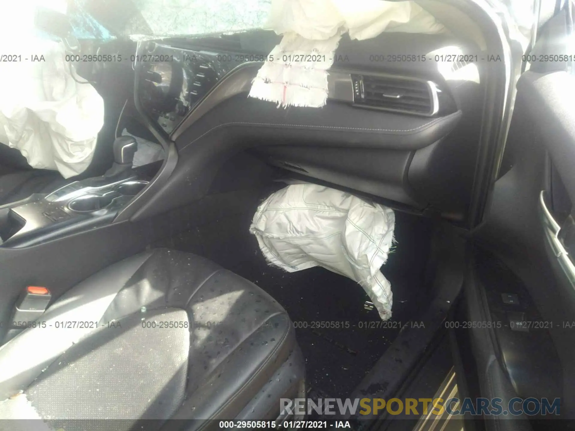 5 Photograph of a damaged car 4T1K61AK9LU909523 TOYOTA CAMRY 2020