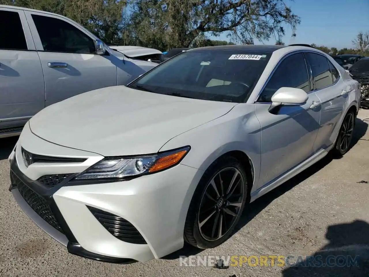 1 Photograph of a damaged car 4T1K61AK9LU928279 TOYOTA CAMRY 2020