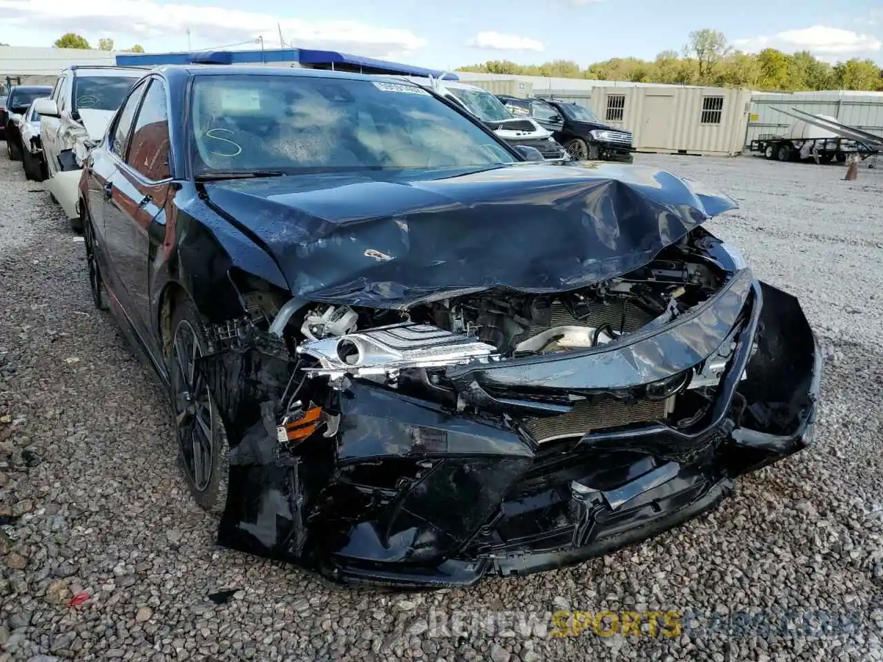 1 Photograph of a damaged car 4T1K61AK9LU975733 TOYOTA CAMRY 2020