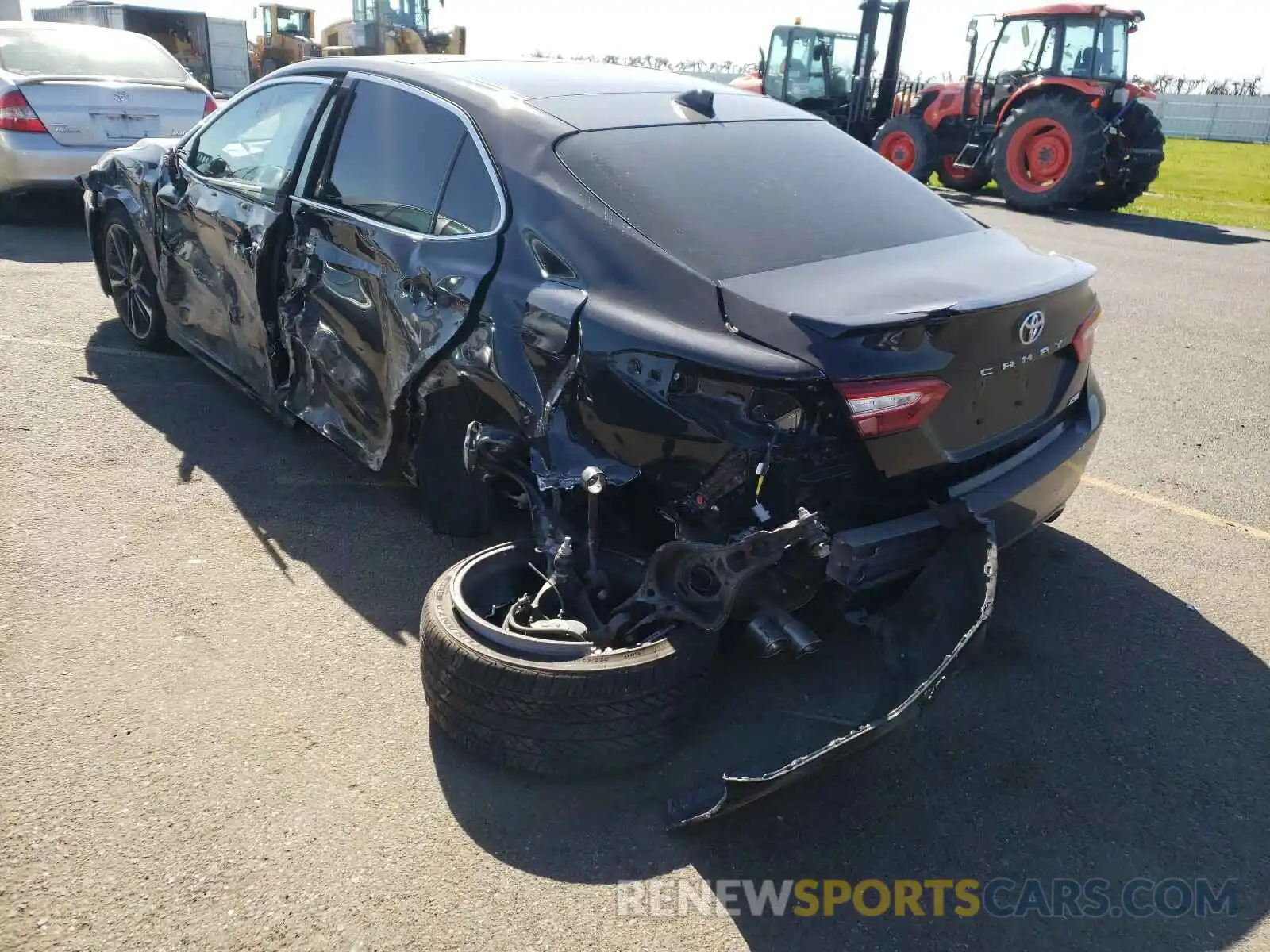 3 Photograph of a damaged car 4T1K61AK9LU993908 TOYOTA CAMRY 2020