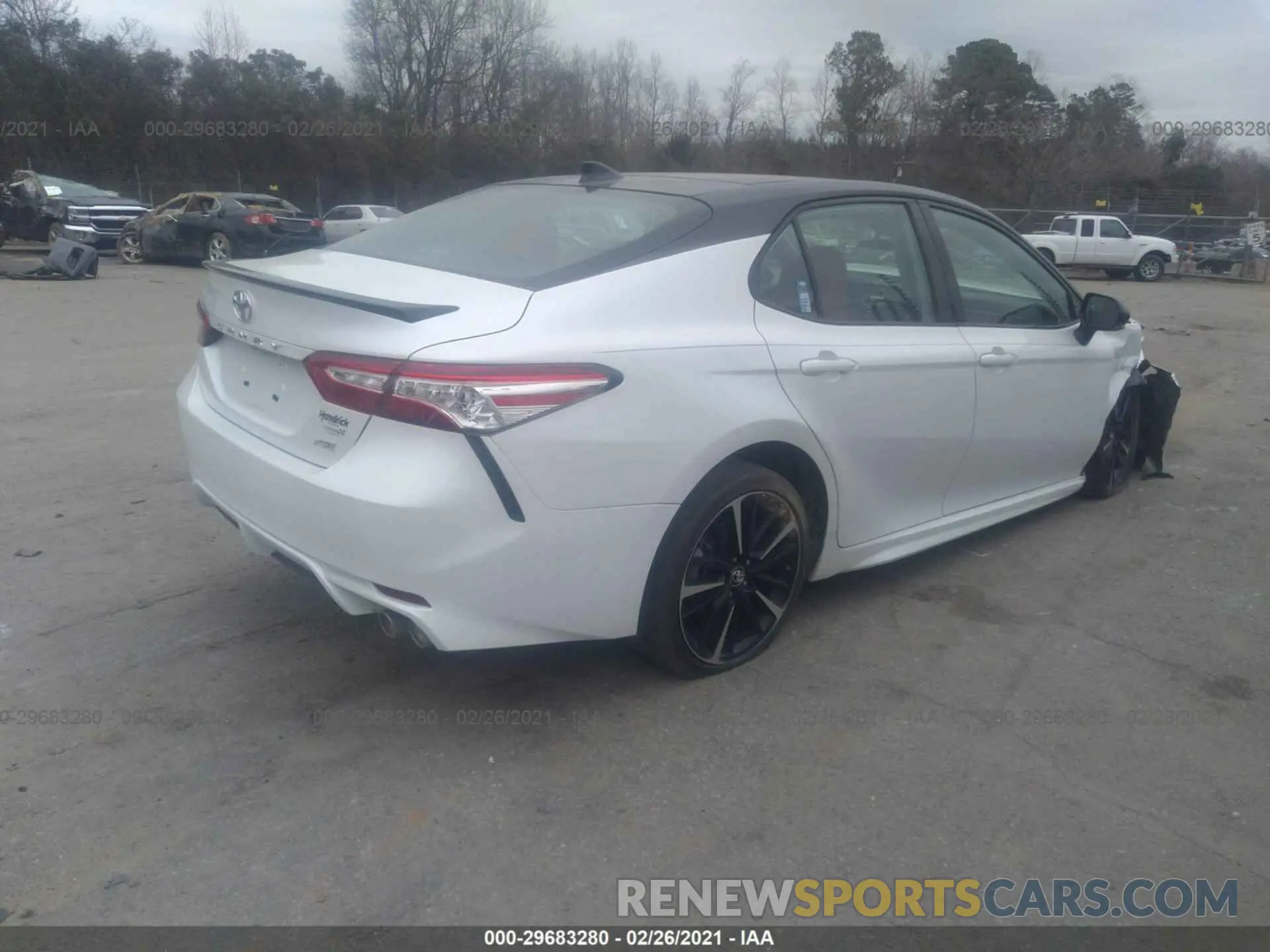 4 Photograph of a damaged car 4T1K61AKXLU309674 TOYOTA CAMRY 2020
