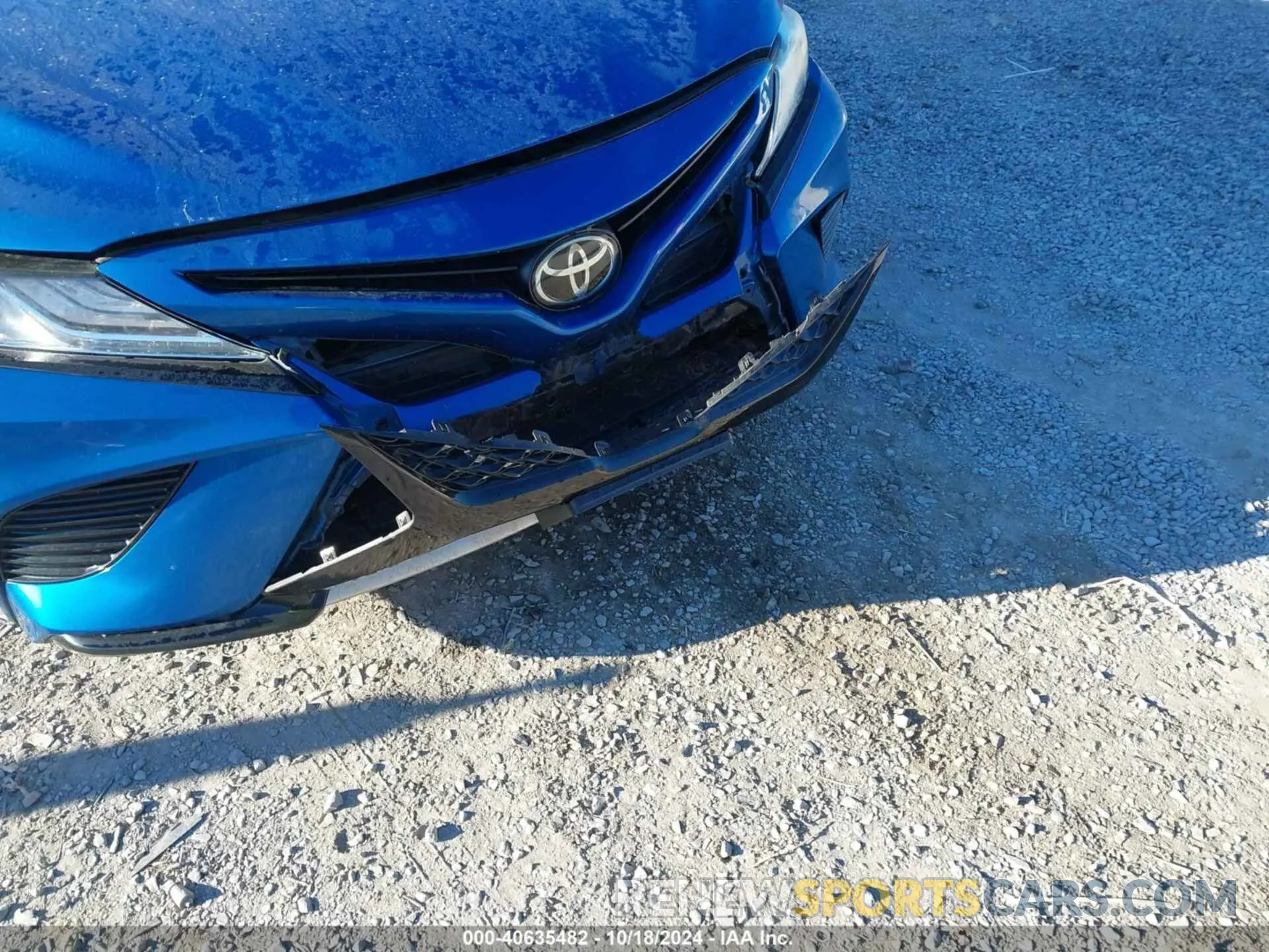 17 Photograph of a damaged car 4T1K61AKXLU314342 TOYOTA CAMRY 2020