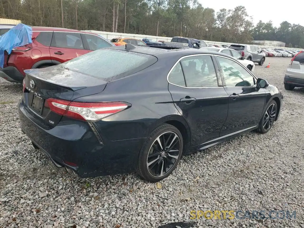 3 Photograph of a damaged car 4T1K61AKXLU332355 TOYOTA CAMRY 2020