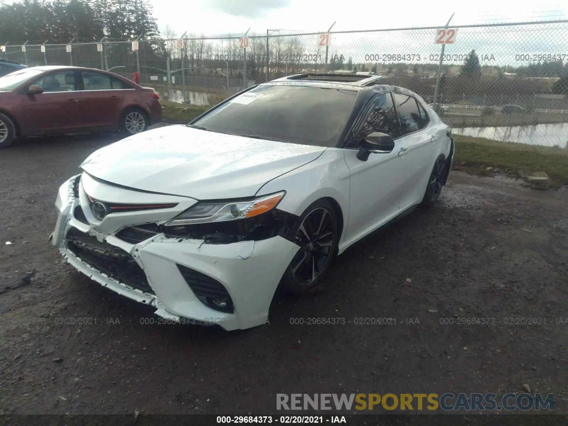 2 Photograph of a damaged car 4T1K61AKXLU341492 TOYOTA CAMRY 2020