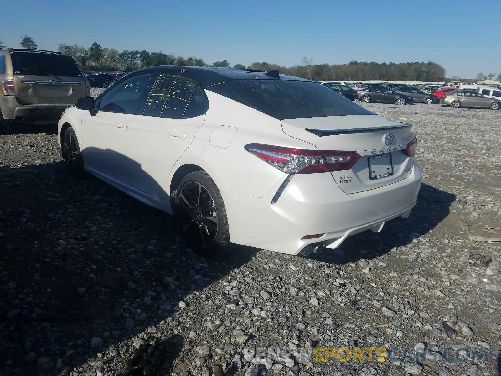 3 Photograph of a damaged car 4T1K61AKXLU380843 TOYOTA CAMRY 2020